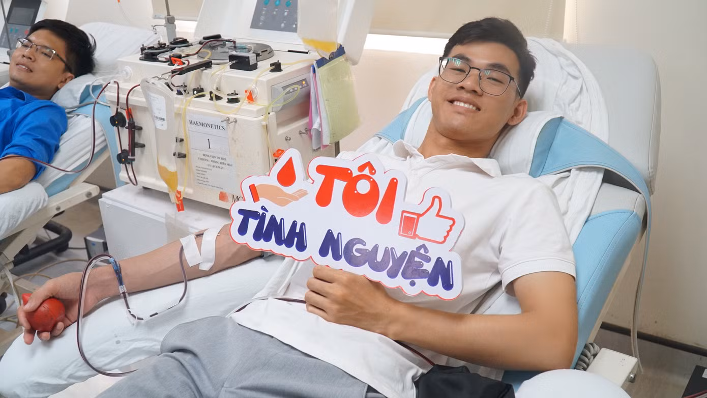 Hiến tiểu cầu cho các em bệnh nhi được phẫu thuật tim miễn phí.