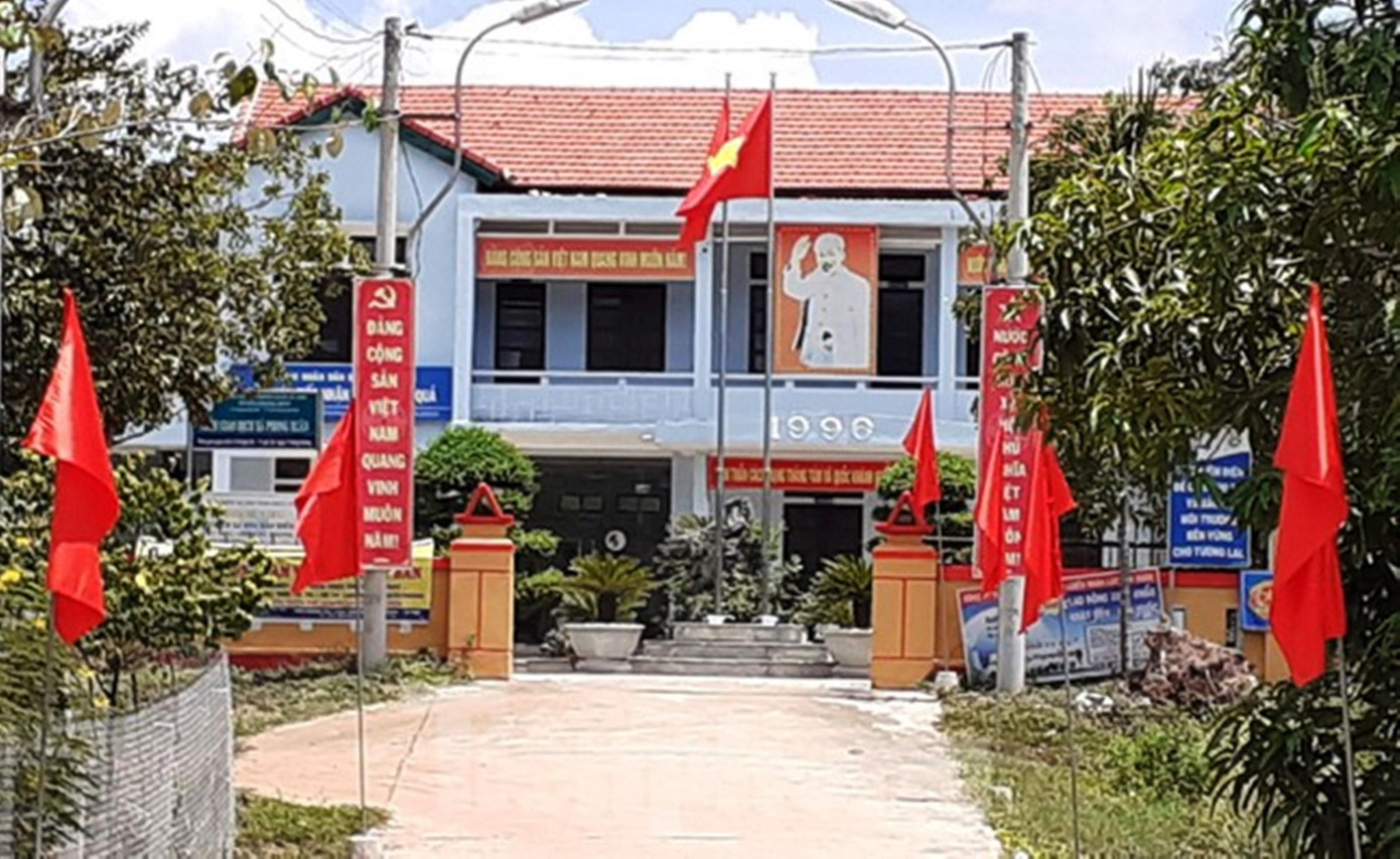 Việc bán trường "chui" hàng loạt của lãnh đạo xã Phong Xuân được cho là sai phạm chưa có tiền lệ trong đấu giá tài sản công