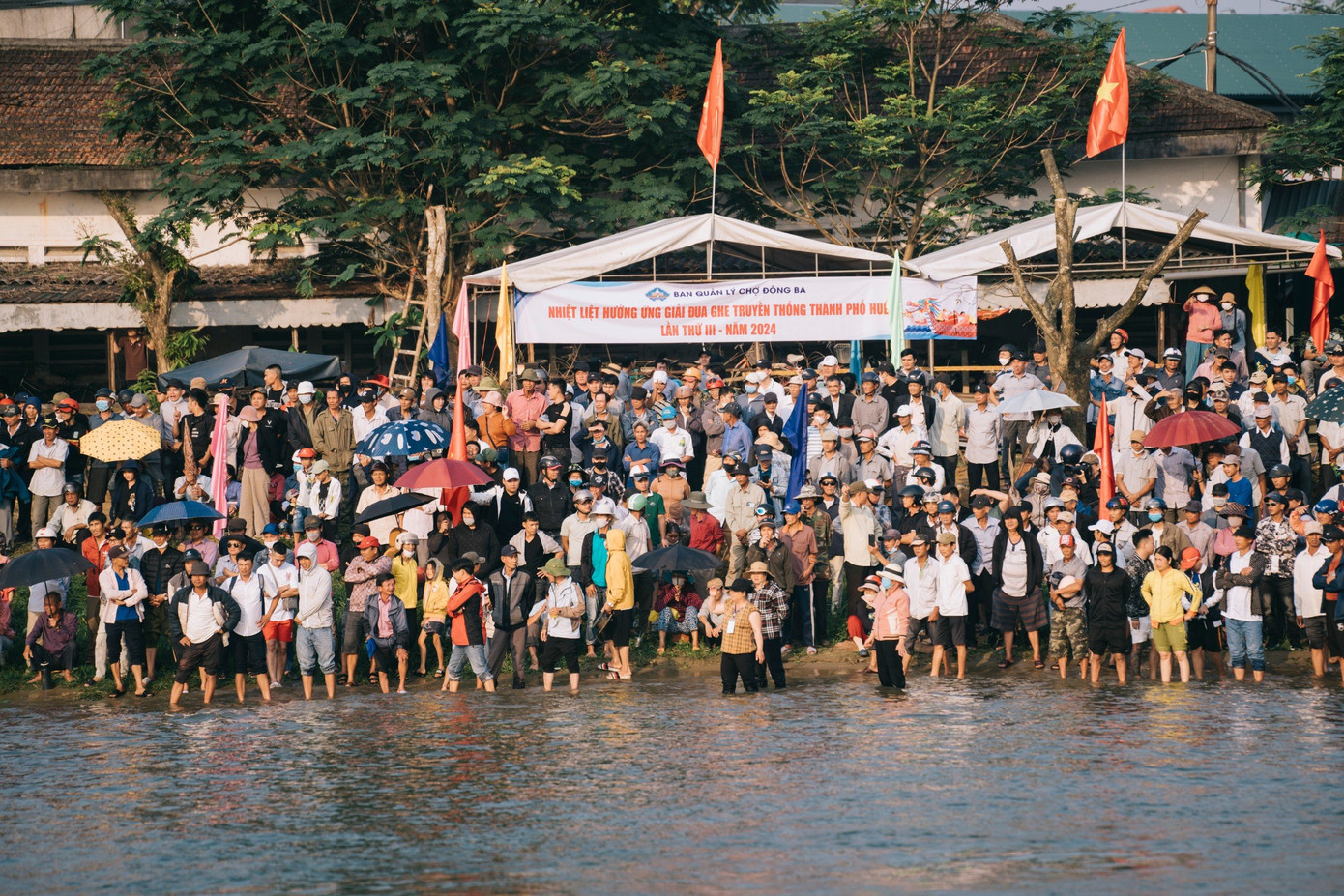 Đây là hoạt động văn hóa thể thao do UBND TP. Huế tổ chức chào mừng kỷ niệm 93 năm Ngày thành lập Đoàn TNCS Hồ Chí Minh, 78 năm Ngày truyền thống ngành Thể thao Việt Nam, 49 năm Ngày Giải phóng quê hương TT-Huế.