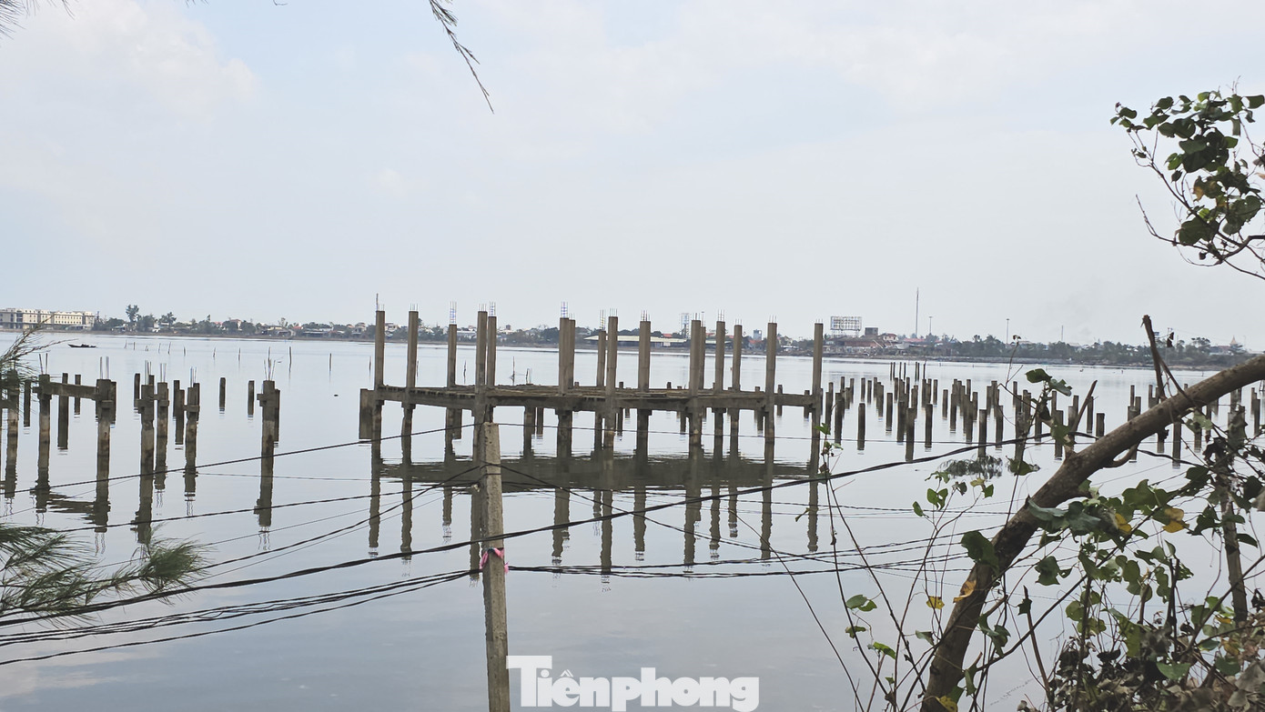 Tháng 8/2018, Ban Quản lý Khu Kinh tế, Công nghiệp tỉnh TT-Huế đã ban hành quyết định chấm dứt hoạt động, thu hồi dự án đầu tư Khu du lịch - Bến thuyền - Thể thao dưới nước Lăng Cô, do chậm tiến độ kéo dài và không tiếp tục triển khai thực hiện trên thực địa.