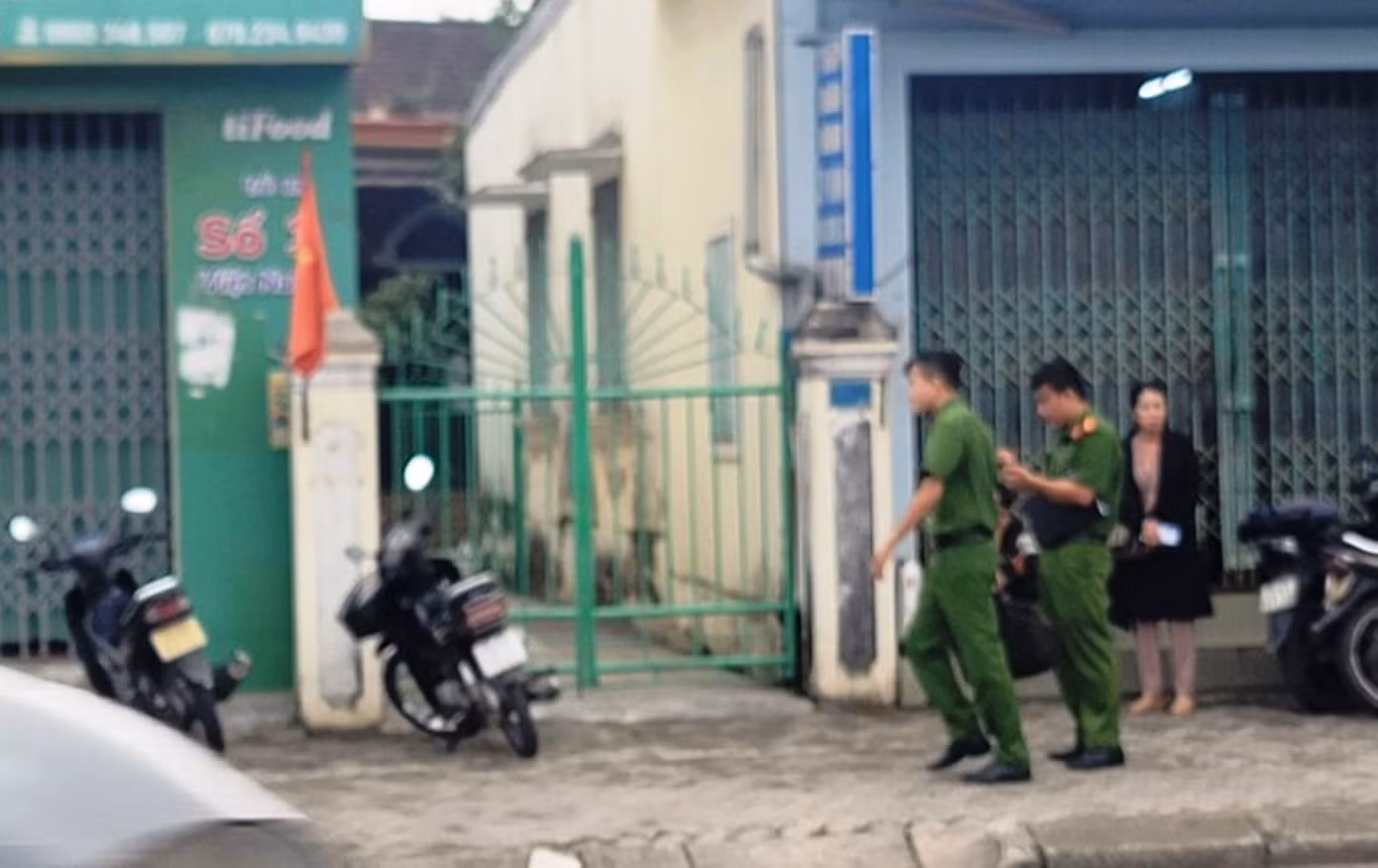Công an thị xã Hương Thủy vào cuộc điều tra, truy bắt đối tượng T. Ảnh: CTV Công an thị xã Hương Thủy vào cuộc điều tra, truy bắt đối tượng T. Ảnh: CTV