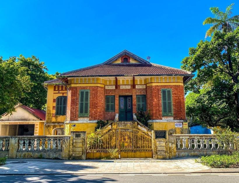 Dự án di dời ngôi biệt thự Pháp cổ tại 26 Lê Lợi đã được đưa vào danh mục kế hoạch đầu tư công trung hạn giai đoạn 2021-2025 của TP Huế. Ảnh: H.H