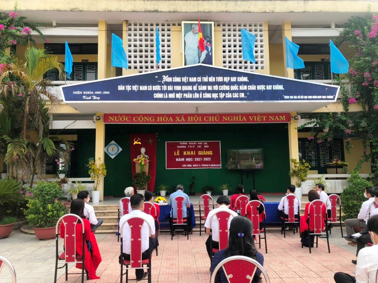 Sáng nay, 57/63 tỉnh, thành khai giảng năm học đặc biệt trong lịch sử giáo dục ảnh 40 Sáng nay, 57/63 tỉnh, thành khai giảng năm học đặc biệt trong lịch sử giáo dục ảnh 40