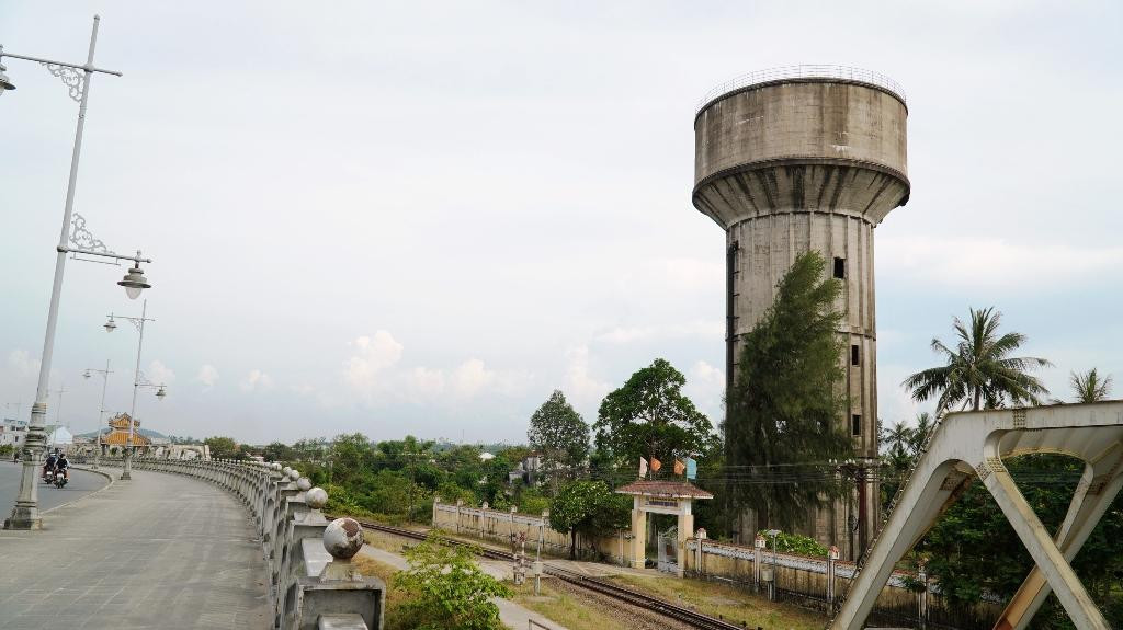 Không gian Nhà máy nước Dã Viên với tháp nước xây dựng từ năm 1953 dự kiến sẽ là nơi diễn ra các hội nghị chuyên đề, sự kiện văn hóa, chính trị, nghệ thuật, không gian trưng bày sản phẩm du lịch, dịch vụ trị liệu bằng thuốc nam và sân biểu diễn nghệ thuật...