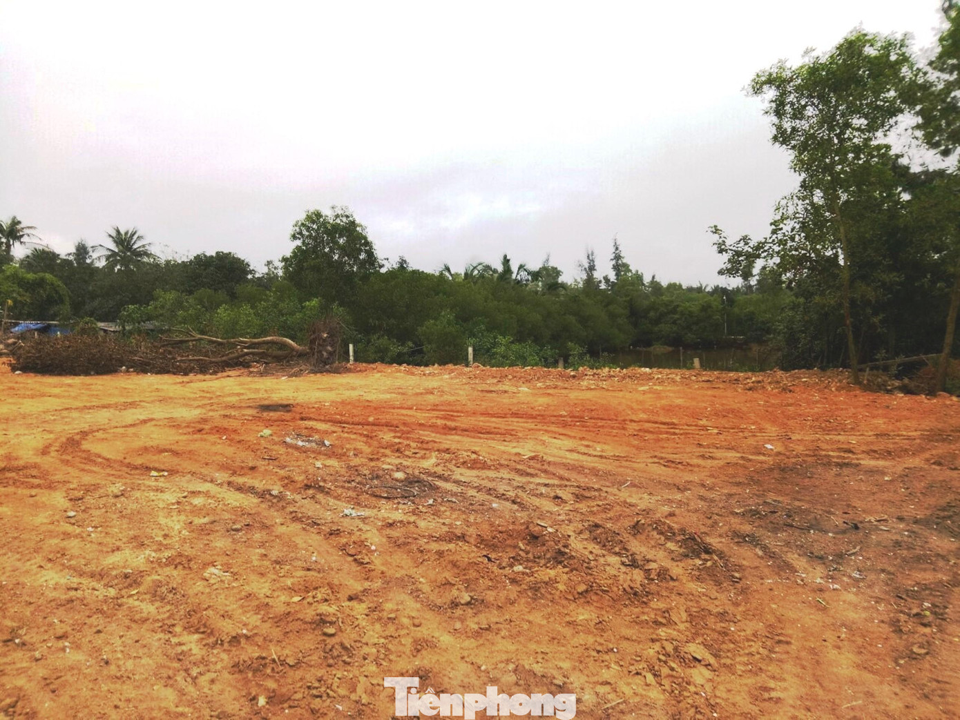 Vi phạm quản lý sử dụng đất, lấn chiếm đất công tại Lăng Cô diễn ra trên diện rộng