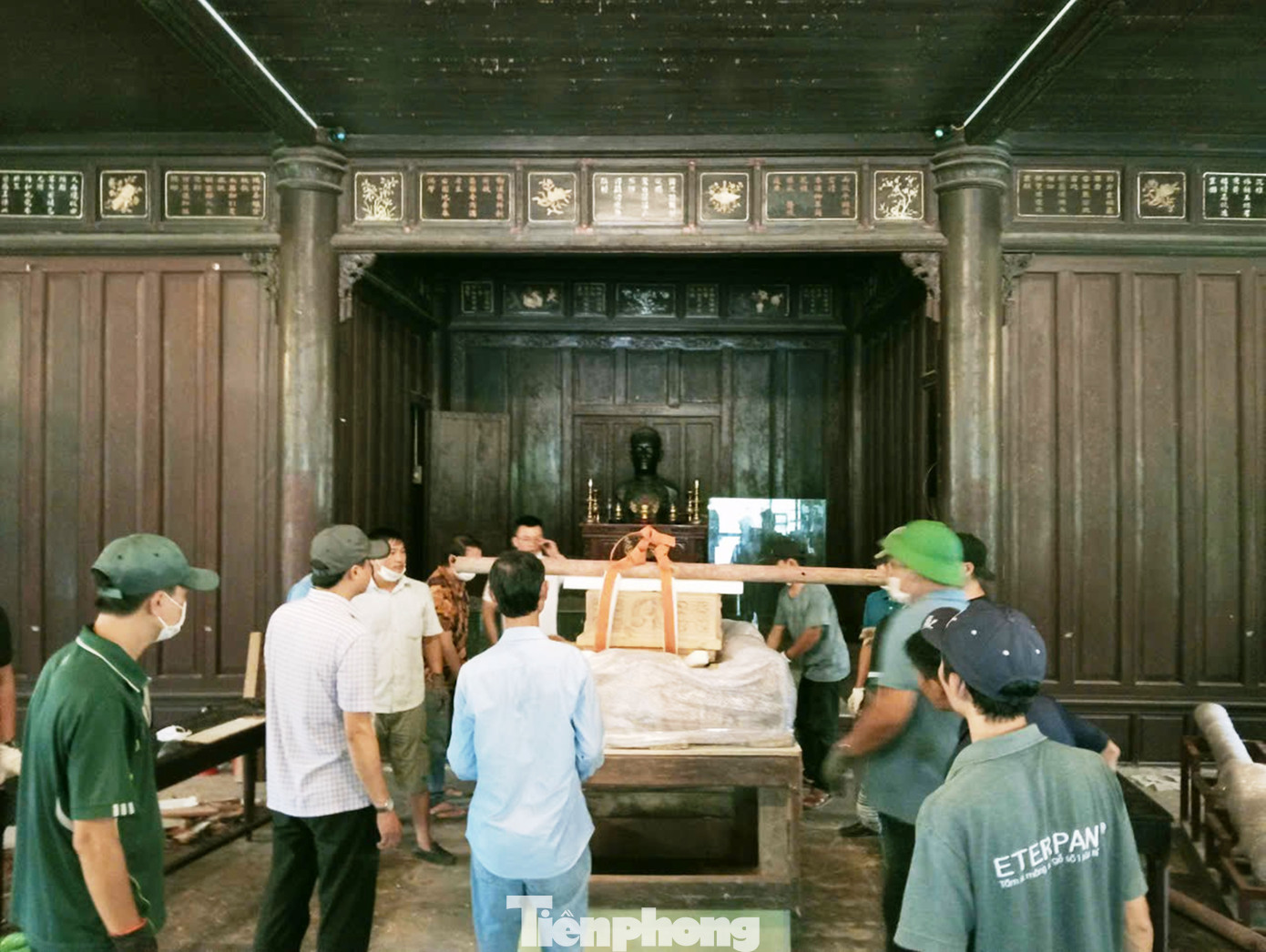 Đến ngày 1/11, Bảo tàng tổ chức đợt di dời tiếp theo, mang tính dứt điểm đối với những hiện vật còn lại, trong đó có các hiện vật quý hiếm, bảo vật quốc gia. Thống kê đến ngày 31/12/2023, Bảo tàng lưu giữ, bảo quản 32.107 hiện vật.