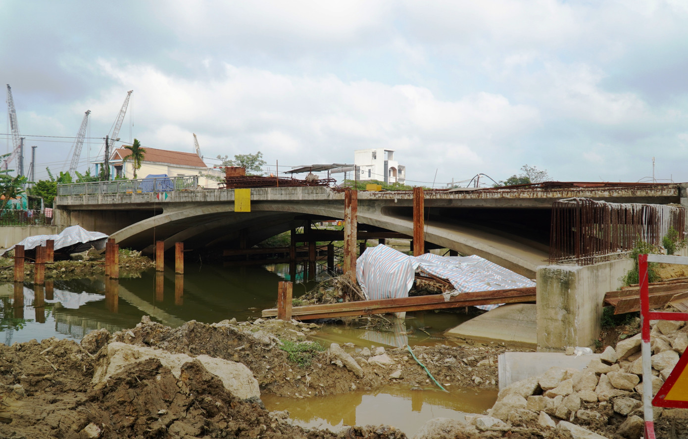 Dự án cầu Lợi Nông bắc qua sông Lợi Nông thuộc phường An Đông (TP Huế) được UBND tỉnh TT-Huế phê duyệt đầu tư xây dựng vào năm 2017. Công trình vượt sông này nhằm kết nối tuyến đường 26m khu nhà ở An Đông sang đường 100m thuộc khu A (khu đô thị mới An Vân Dương).