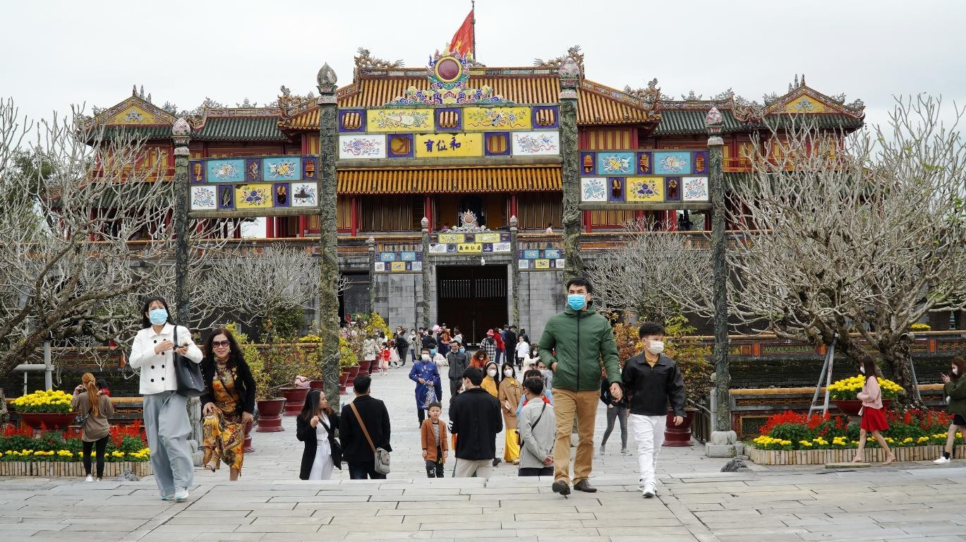 Từ dịp nghỉ Tết Nguyên đán Nhâm Dần đến nay, lượng du khách đến Huế có dấu hiệu tăng mạnh Từ dịp nghỉ Tết Nguyên đán Nhâm Dần đến nay, lượng du khách đến Huế có dấu hiệu tăng mạnh