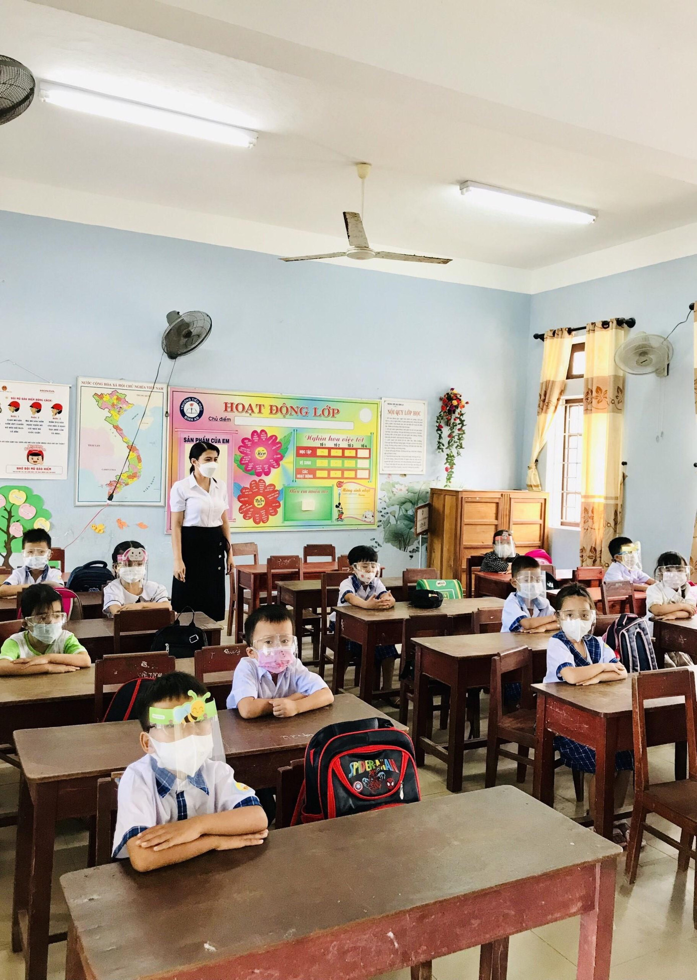 Học sinh lớp 1 huyện Phú Lộc trong ngày đầu đến trường Học sinh lớp 1 huyện Phú Lộc trong ngày đầu đến trường