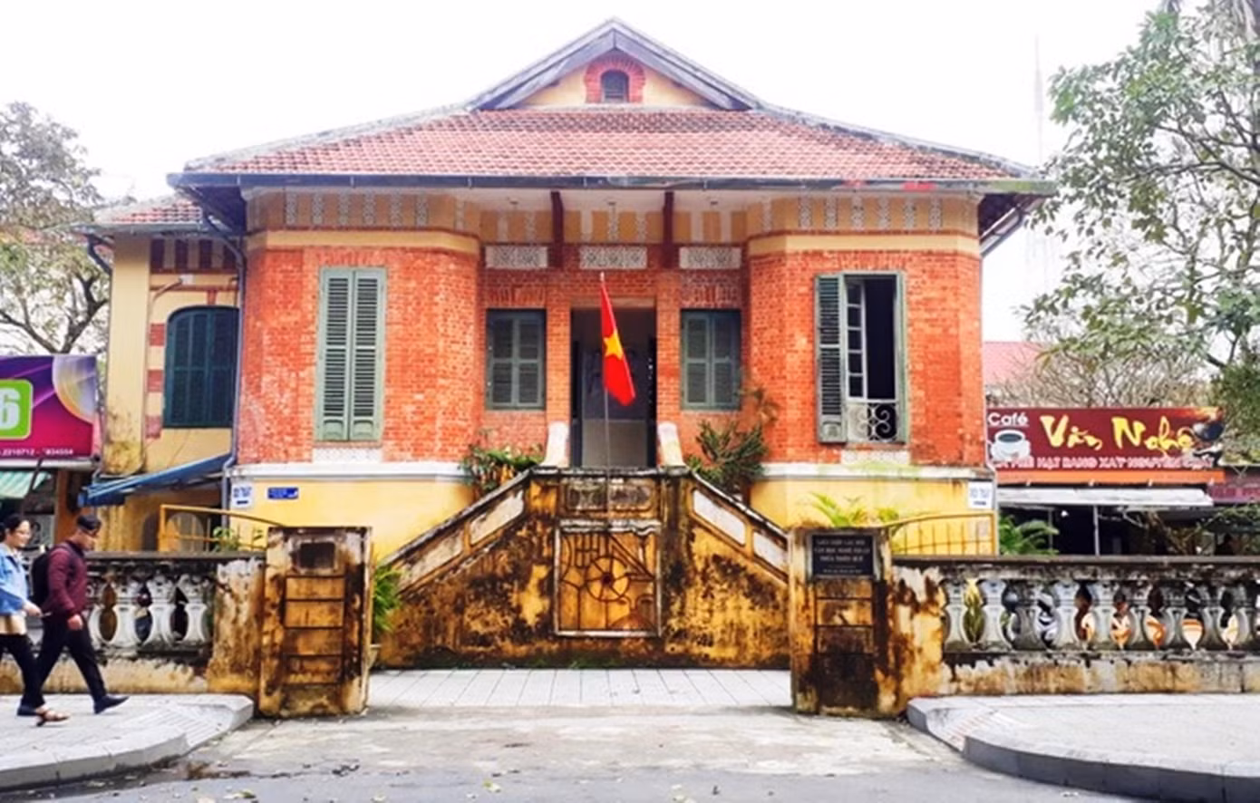 Biệt thự cổ tại 26 Lê Lợi, TP Huế