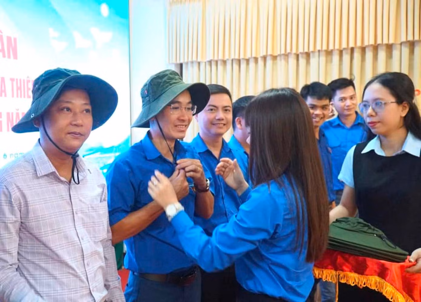 Hành trình năm nay diễn ra tại huyện đảo Lý Sơn (tỉnh Quảng Ngãi) từ ngày 27 đến 29/6. Hành trình năm nay diễn ra tại huyện đảo Lý Sơn (tỉnh Quảng Ngãi) từ ngày 27 đến 29/6.