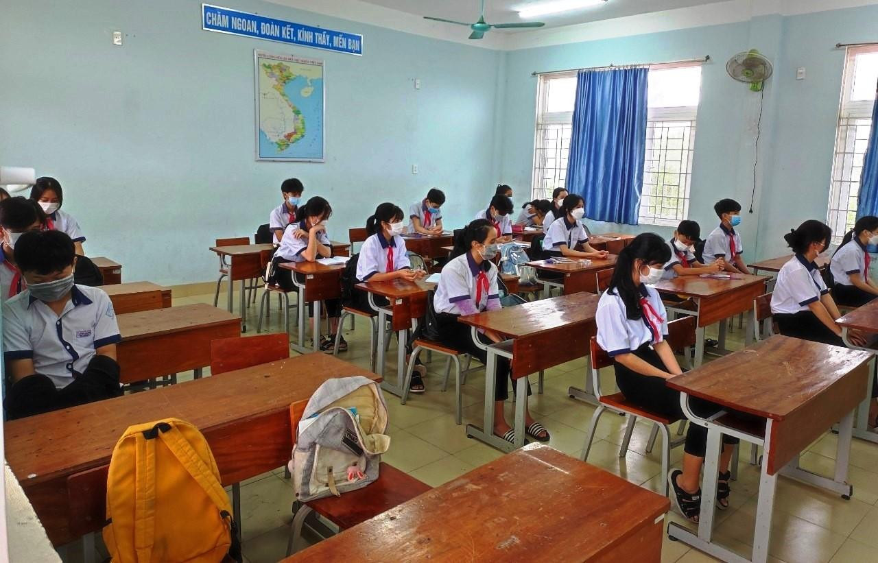 TT-Huế hướng tới tới dạy học 2 buổi/ngày, nâng cao chất lượng giáo dục và đào tạo TT-Huế hướng tới tới dạy học 2 buổi/ngày, nâng cao chất lượng giáo dục và đào tạo