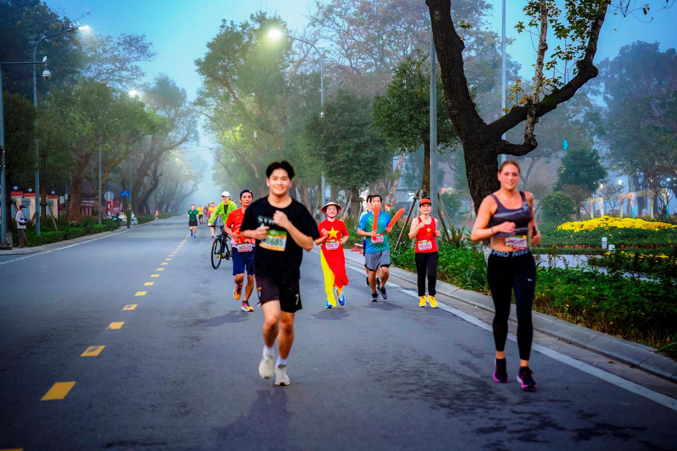 Du khách nước ngoài cũng hào hứng tham gia "Hue Jogging - cùng chạy vì cộng đồng” lần thứ 3 - năm 2023.