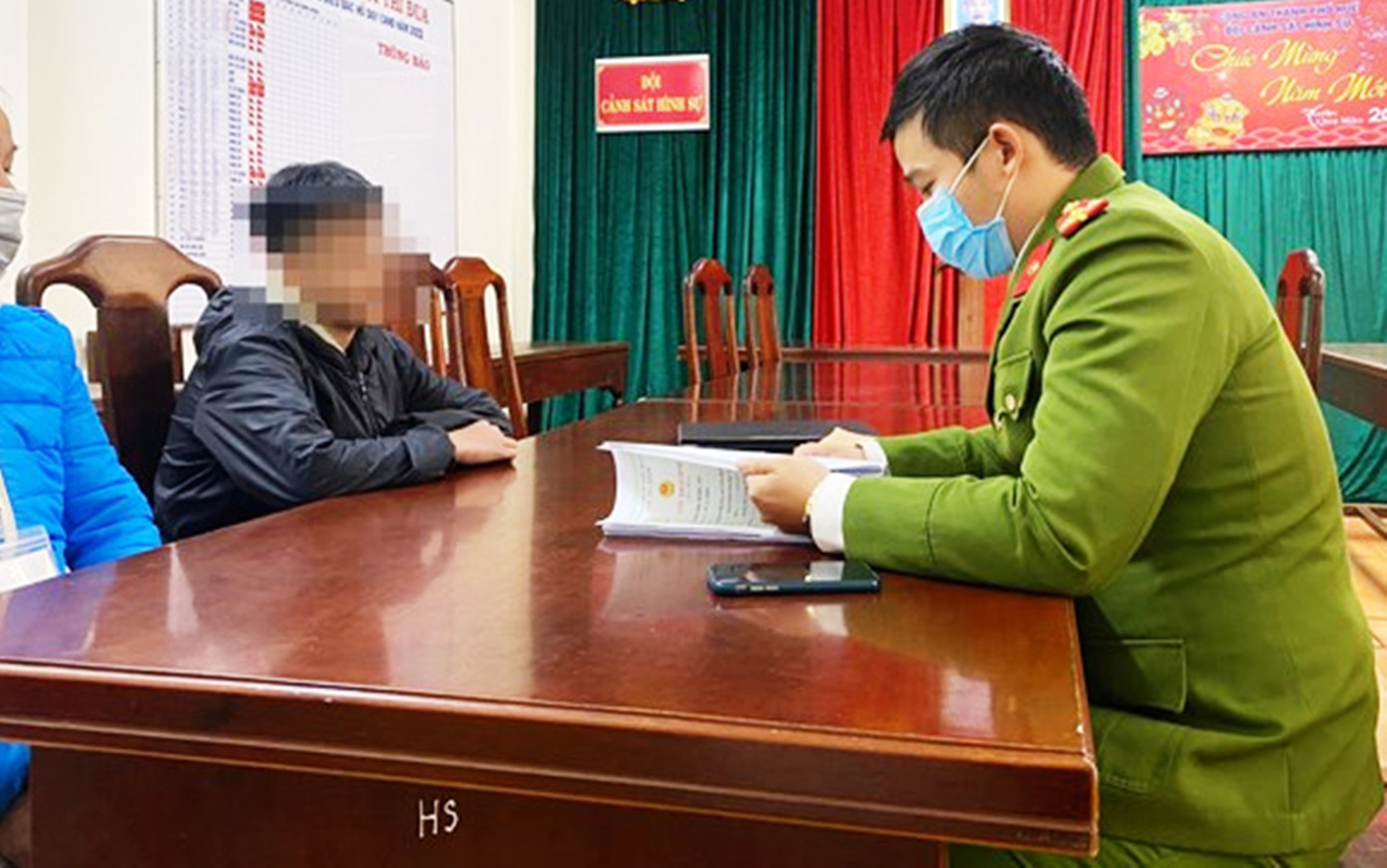 N.Đ.P.H. tại cơ quan công an. Ảnh: CACC