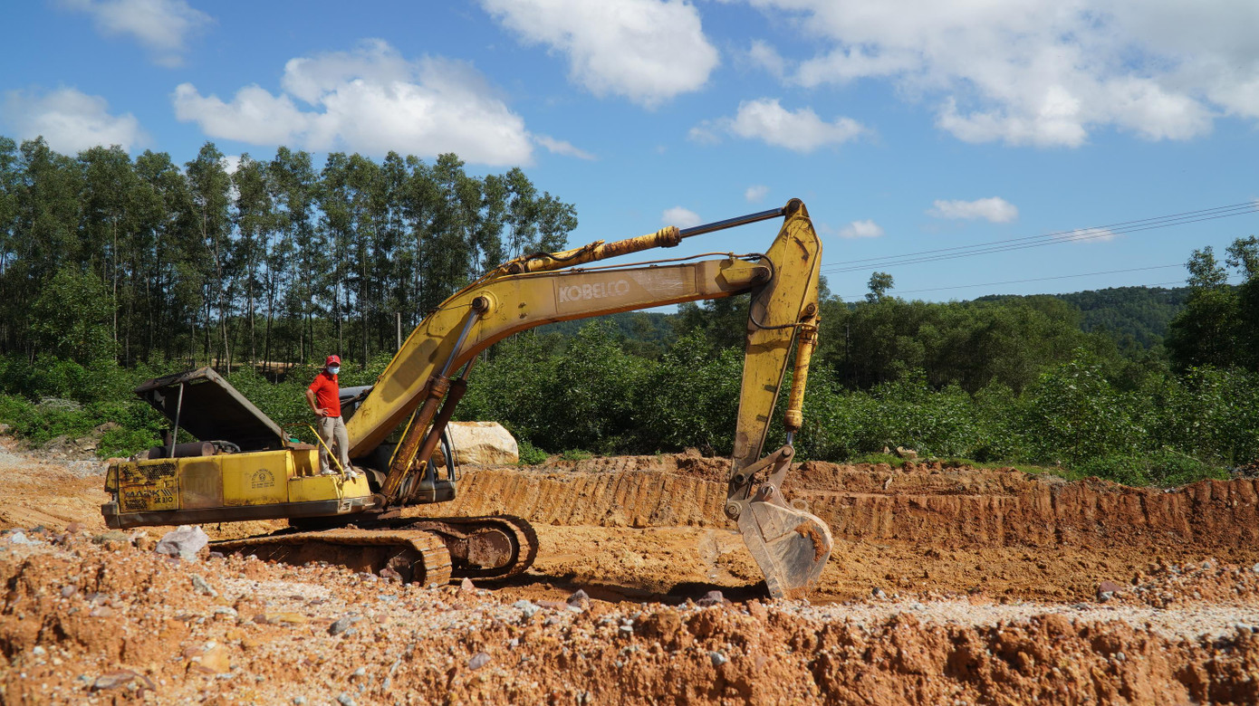 Do chịu ảnh hưởng lớn bởi dịch COVID-19 và khó khăn về biến động giá, các doanh nghiệp xây dựng công trình tại TT-Huế cho rằng, nên có cơ chế ưu đãi về tín dụng cho các doanh nghiệp để phục hồi sản xuất, kinh doanh