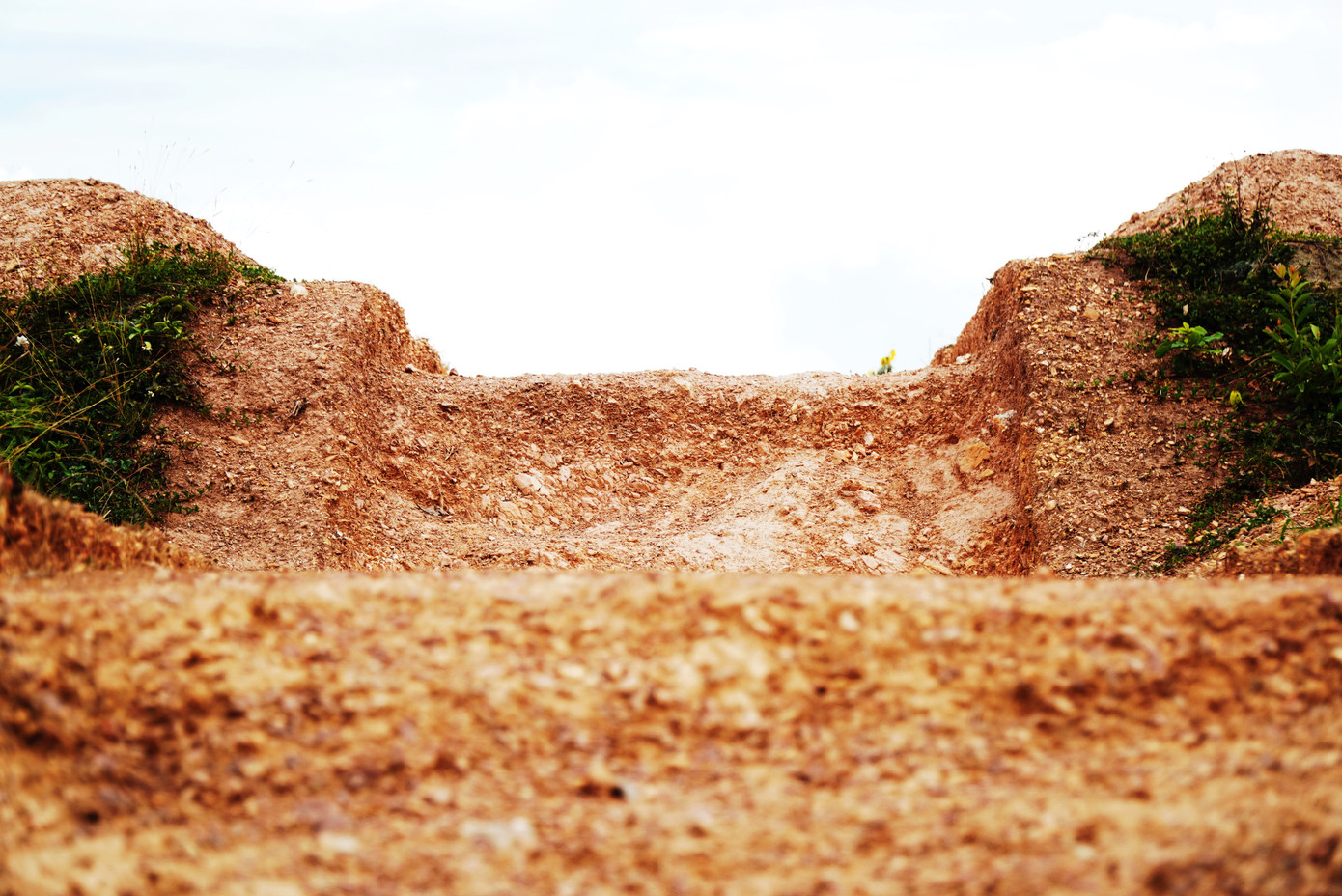 Theo ông Nguyễn Ngọc Chất - Phó trưởng Phòng Nghiên cứu-Sưu tầm (Bảo tàng Lịch sử Quốc gia), kết quả nghiên cứu, khai quật, với diễn biến địa tầng và những vết tích nền móng kiến trúc được làm xuất lộ đã đem đến những nhận thức mới, có giá trị trong việc xác định quy mô, kết cấu nguyên gốc của đàn tế thời Tây Sơn ở núi Bân.