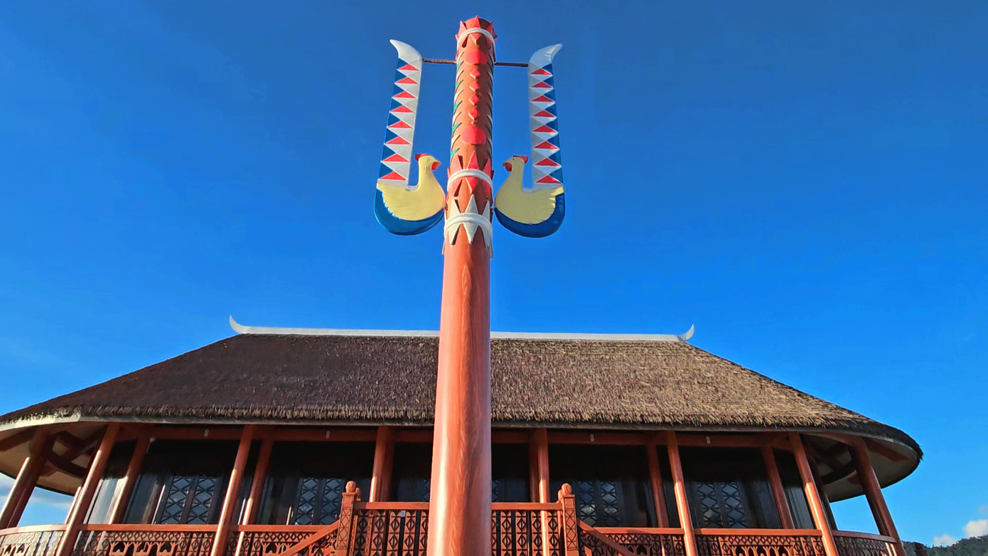 Những nét đặc trưng kiến trúc văn hóa vùng cao A Lưới tụ hội tại Làng văn hóa. Những nét đặc trưng kiến trúc văn hóa vùng cao A Lưới tụ hội tại Làng văn hóa.