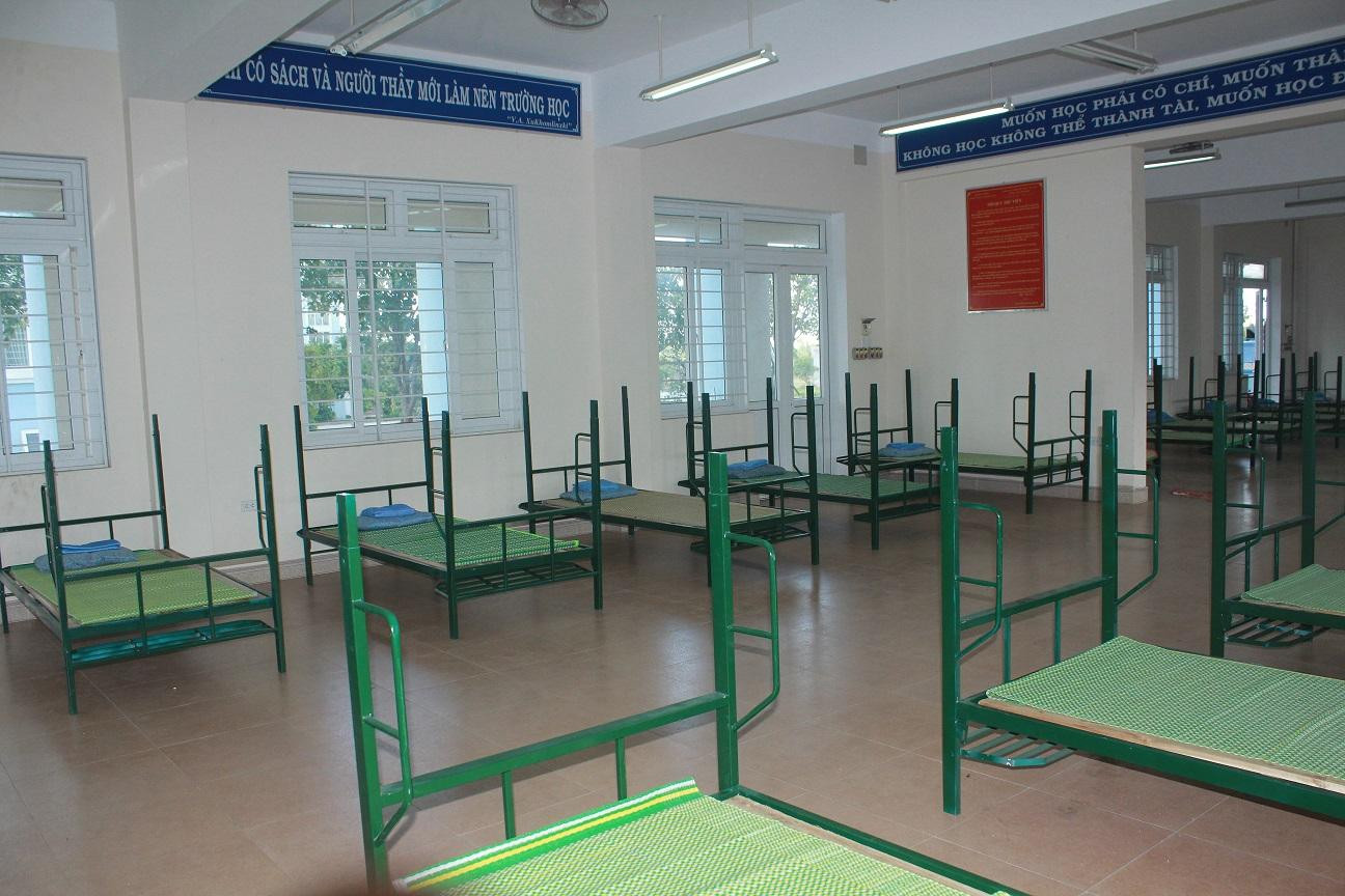 Cơ sở mới này góp phần giảm tải cho các bệnh viện dã chiến điều trị người mắc COVID-19 tại tại TT-Huế Cơ sở mới này góp phần giảm tải cho các bệnh viện dã chiến điều trị người mắc COVID-19 tại tại TT-Huế