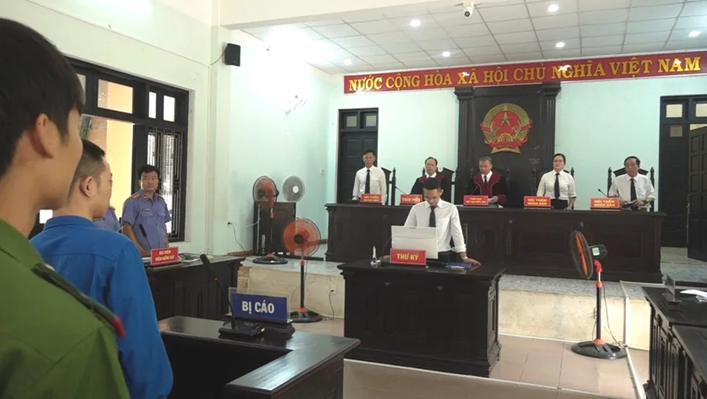 Tuyên án đối với bị cáo Nguyễn Tấn Sang - kẻ gây ra cái chết cho Phó trưởng Công an phường Thủy Vân, TP. Huế.