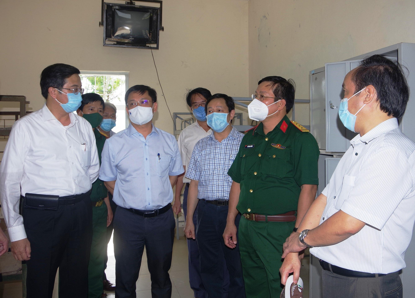 Khảo sát điều kiện cơ sở vật chất, vị trí để trưng dụng lập bệnh viện dã chiến