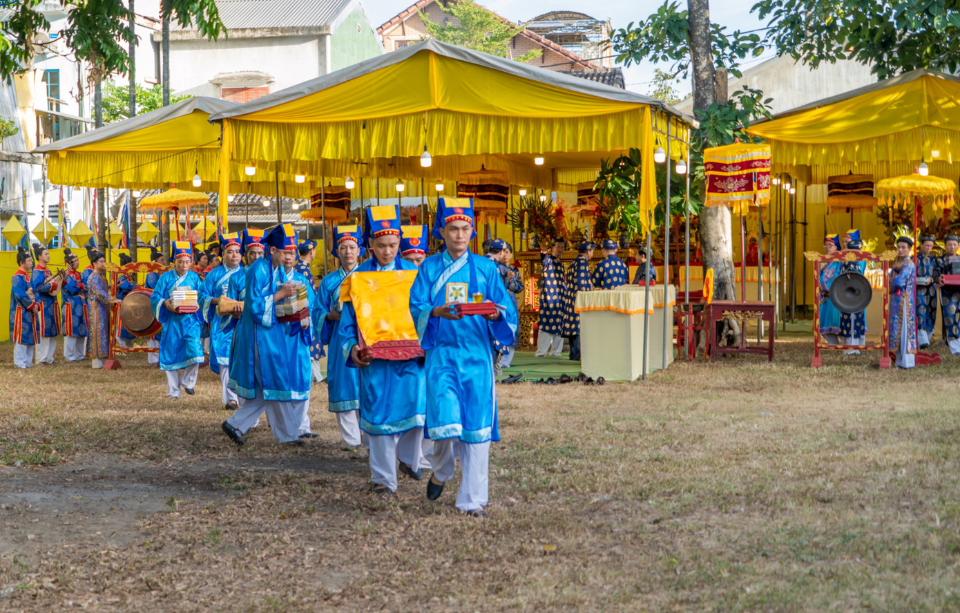 Ngày 11/7, tại di tích lịch sử văn hóa đàn Âm hồn (số 73 Ông Ích Khiêm, phường Thuận Hòa, TP Huế), Trung tâm Bảo tồn Di tích Cố đô Huế trang trọng tổ chức lễ tế âm hồn nhằm tưởng niệm 138 năm ngày thất thủ Kinh đô (1885-2023). (Ảnh: TTBTDTCĐ Huế)