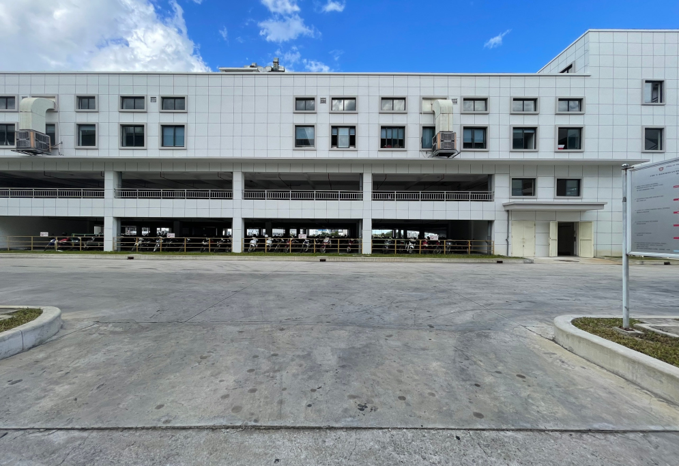 Nhà để xe. Nhà để xe.