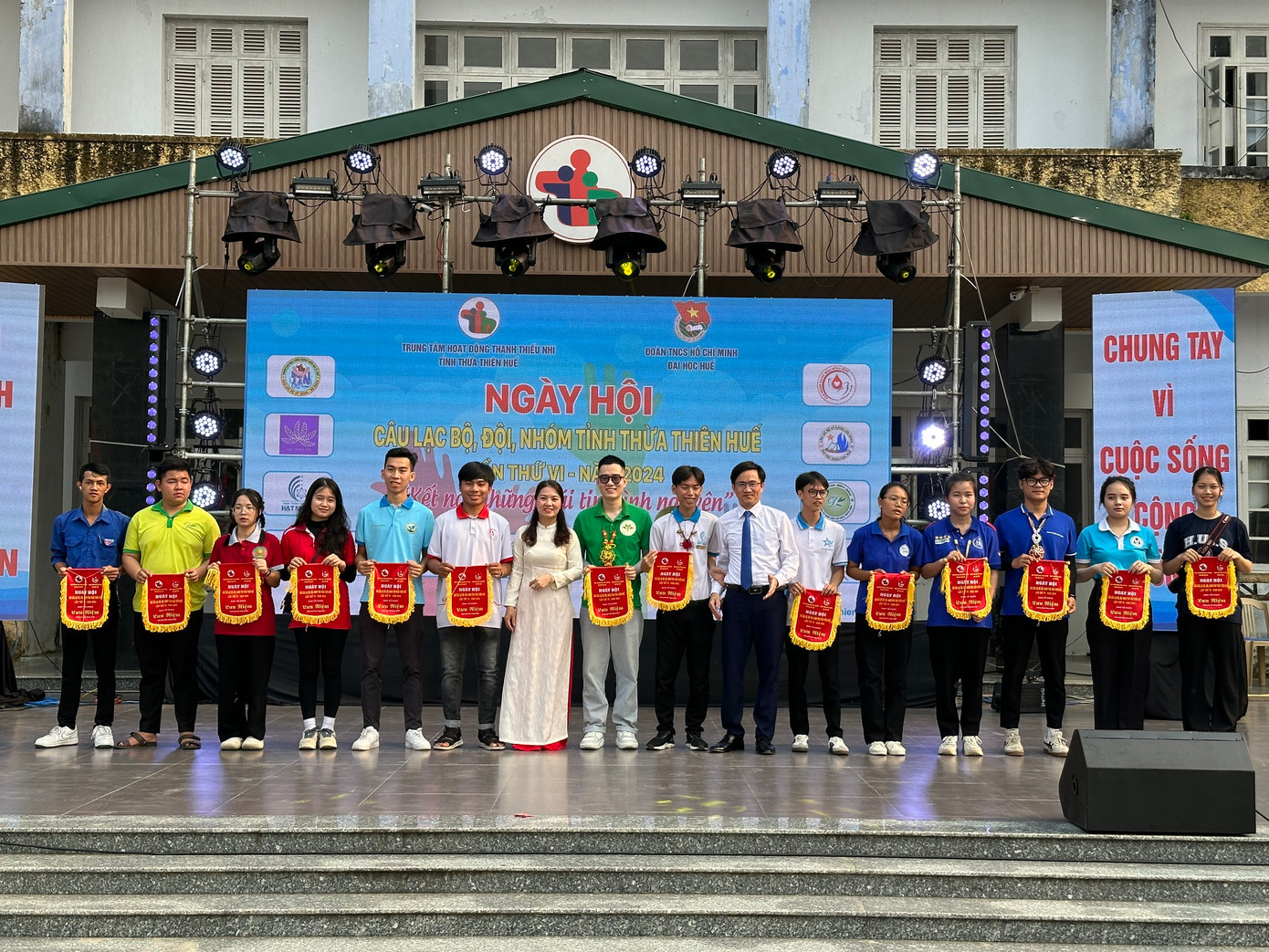 Ngày hội “Kết nối trái tim tình nguyện” của các CLB, đội, nhóm tỉnh TT-Huế. Ngày hội “Kết nối trái tim tình nguyện” của các CLB, đội, nhóm tỉnh TT-Huế.