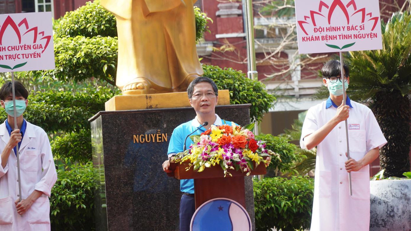 Trưởng Ban Kinh tế T.Ư Trần Tuấn Anh hoan nghênh T.Ư Đoàn, T.Ư Hội LHTN Việt Nam, T.Ư Hội Thầy thuốc Trẻ Việt Nam đã phát động Hành trình thầy thuốc trẻ làm theo lời Bác Trưởng Ban Kinh tế T.Ư Trần Tuấn Anh hoan nghênh T.Ư Đoàn, T.Ư Hội LHTN Việt Nam, T.Ư Hội Thầy thuốc Trẻ Việt Nam đã phát động Hành trình thầy thuốc trẻ làm theo lời Bác