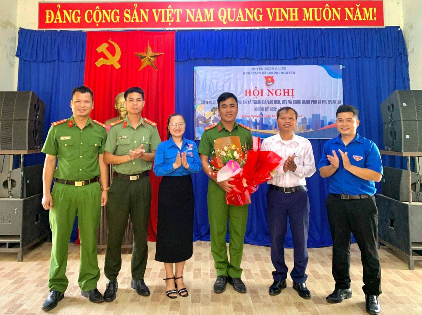 Kiện toàn, bầu bổ sung phó bí thư Đoàn kiêm nhiệm là đoàn viên công an tại xã Hương Nguyên, huyện A Lưới, TT-Huế.
