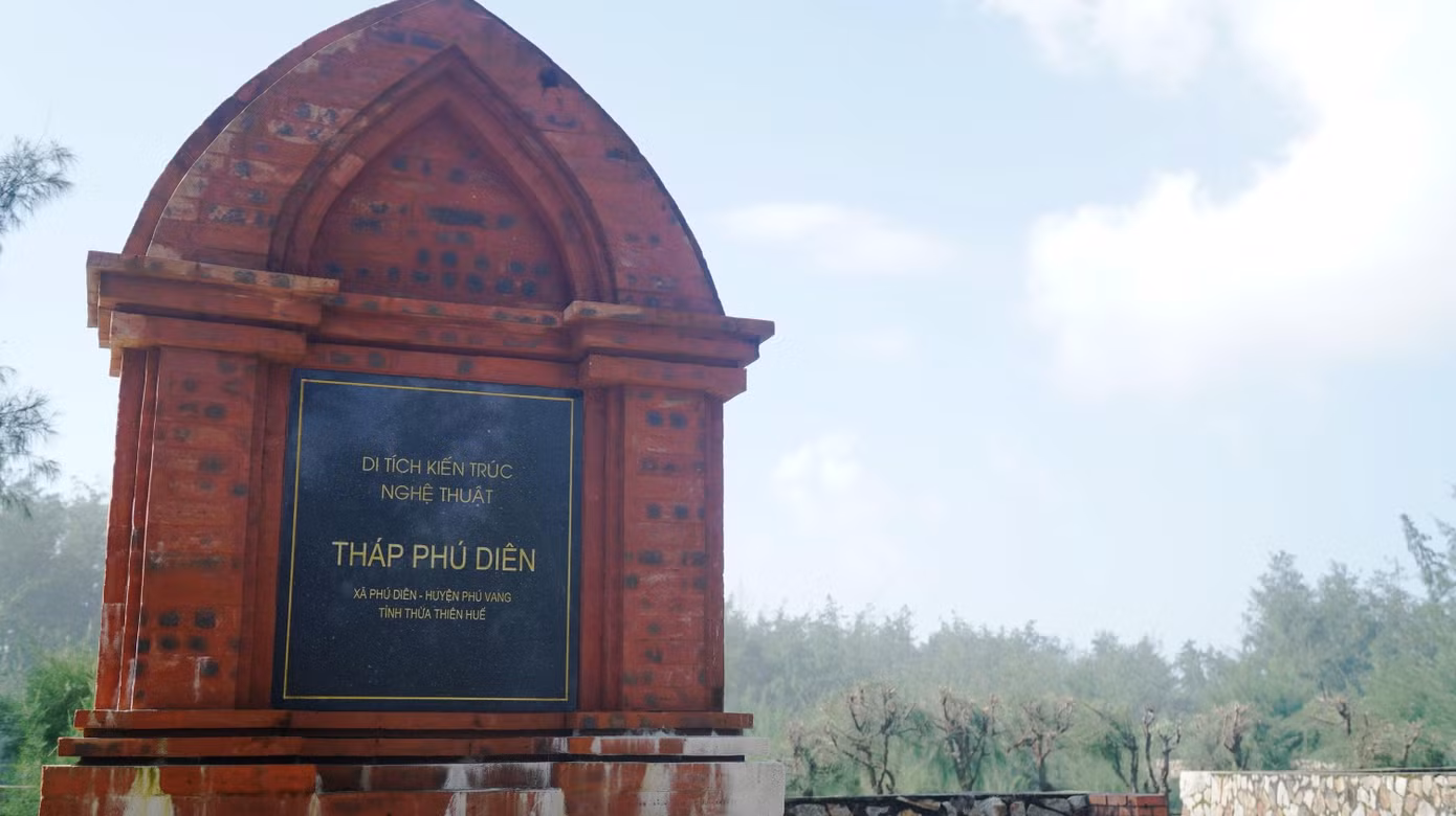 Tháng 12/2001, tháp Chăm Phú Diên được công nhận là Di tích văn hóa lịch sử quốc gia. Từ đó, di tích trở thành điểm tham quan của du khách, người dân và cũng là địa chỉ nghiên cứu của giới khoa học.