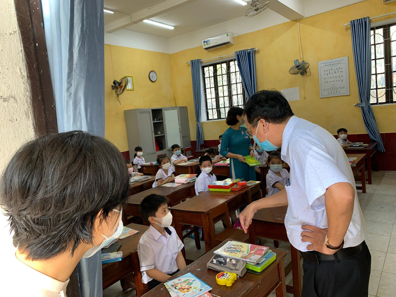 Lãnh đạo Phòng GD&ĐT TP Huế kiểm tra tình hình dạy, học trở lại và các điều kiện bảo đảm an toàn phòng dịch tại trường Tiểu học Lý Thường Kiệt Lãnh đạo Phòng GD&ĐT TP Huế kiểm tra tình hình dạy, học trở lại và các điều kiện bảo đảm an toàn phòng dịch tại trường Tiểu học Lý Thường Kiệt