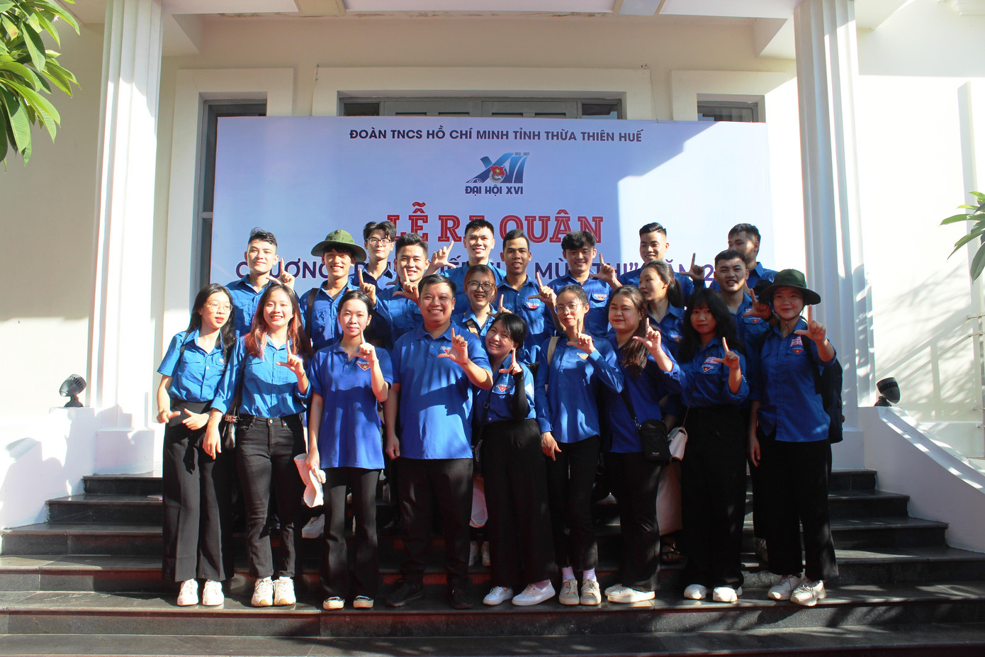 Các đội hình thanh niên tình nguyện TSMT tại Huế sẵn sàng ra quân