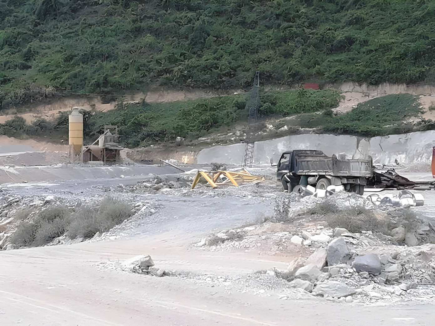 Công trình thủy điện Sông Bồ do Công ty CP Thủy điện Sông Bồ làm chủ đầu tư, xây dựng trên vùng thượng nguồn sông Bồ, tỉnh TT-Huế. (Ảnh: A.K)