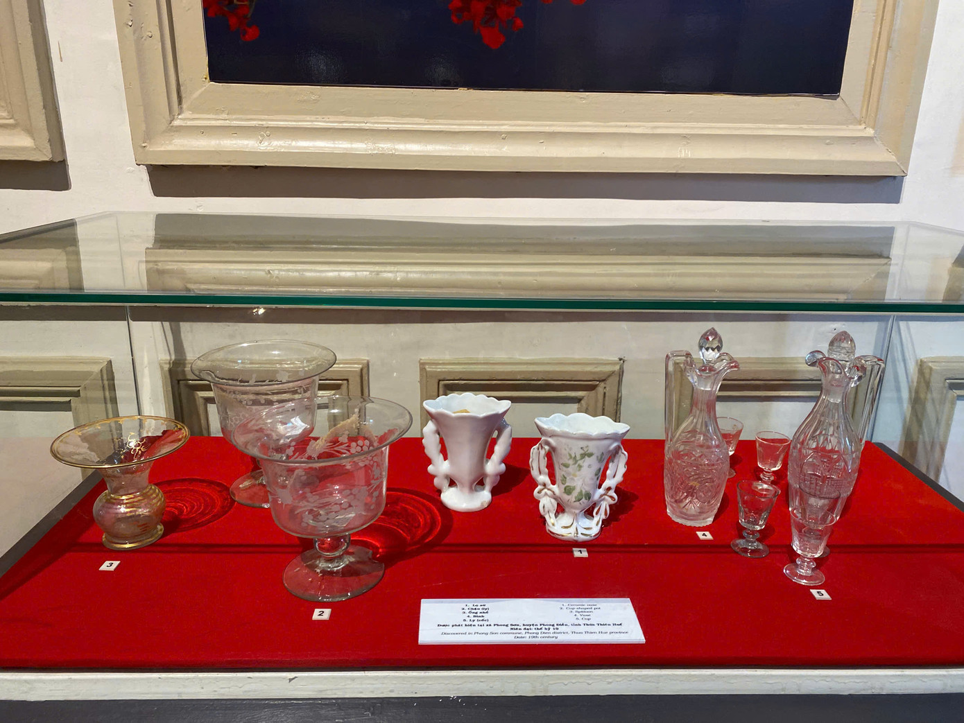 Hiện vật Phong Sơn được giới thiệu tại trưng bày chuyên đề.