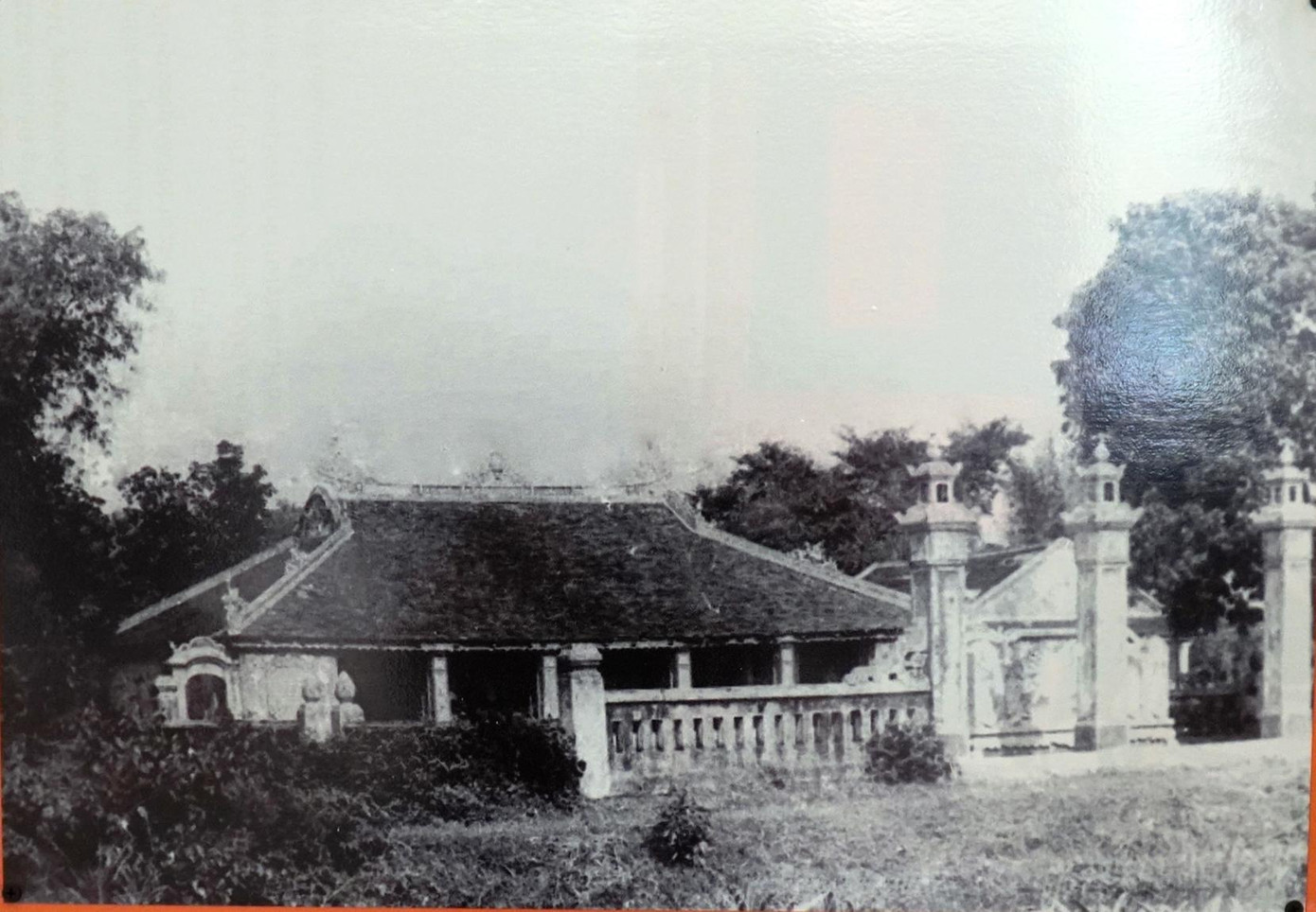 Đình làng Bàn Môn, xã Lộc An (huyện Phú Lộc, TT-Huế), nơi tập trung huấn luyện tự vệ chiến đấu để chuẩn bị lực lượng giành chính quyền về tay nhân dân. Ảnh: N.V (chụp lại)