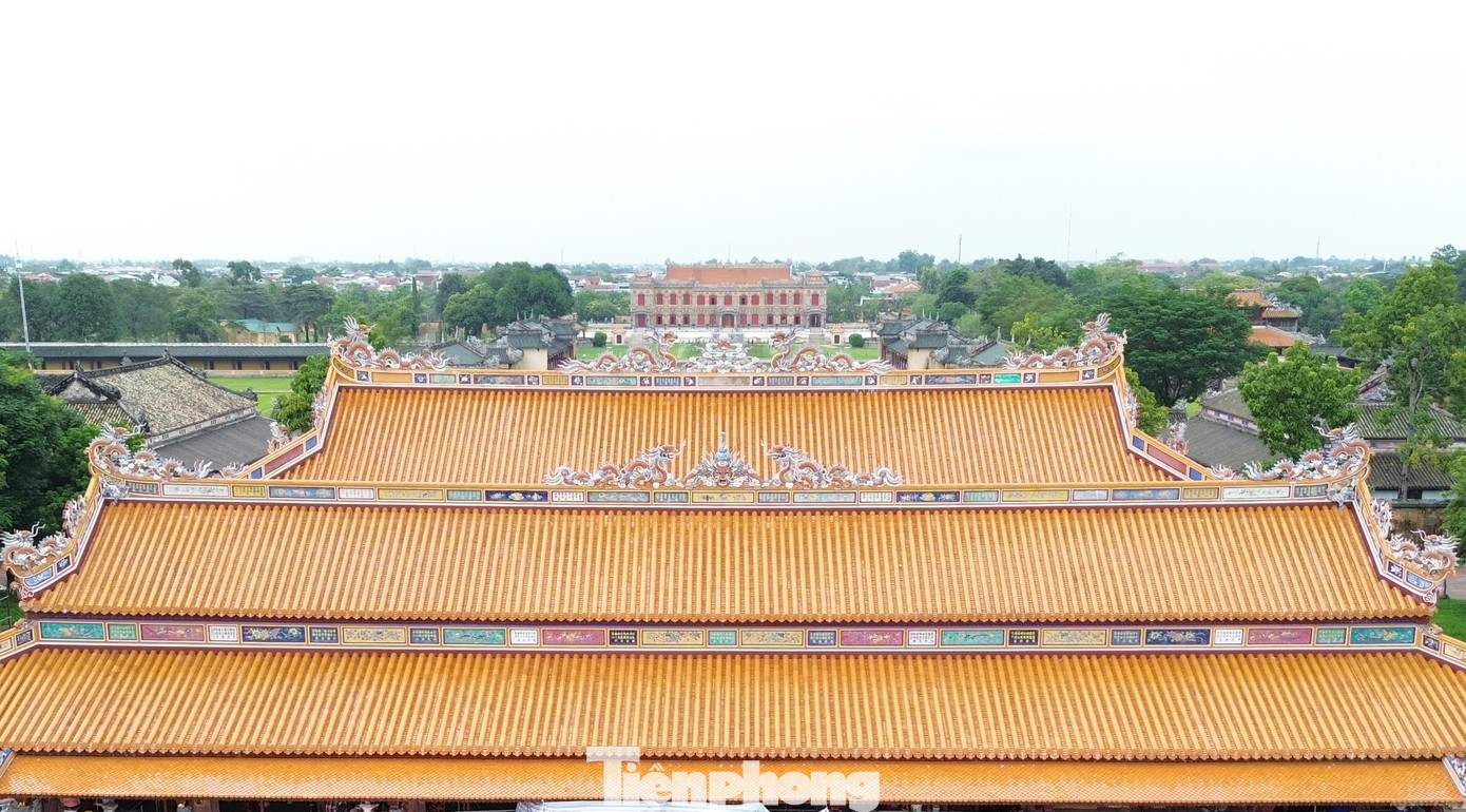 Trải qua 22 lần trùng tu, do yếu tố thời gian và ảnh hưởng nghiêm trọng của thời tiết, di tích đặc biệt điện Thái Hòa xuống cấp nghiêm trọng, nên được Bộ VH-TT&DL chấp thuận cho tỉnh TT-Huế triển khai trùng tu vào năm 2021, với tổng kinh phí gần 129 tỷ đồng (gồm ngân sách Trung ương, ngân sách địa phương và các nguồn huy động khác). Trải qua 22 lần trùng tu, do yếu tố thời gian và ảnh hưởng nghiêm trọng của thời tiết, di tích đặc biệt điện Thái Hòa xuống cấp nghiêm trọng, nên được Bộ VH-TT&DL chấp thuận cho tỉnh TT-Huế triển khai trùng tu vào năm 2021, với tổng kinh phí gần 129 tỷ đồng (gồm ngân sách Trung ương, ngân sách địa phương và các nguồn huy động khác).