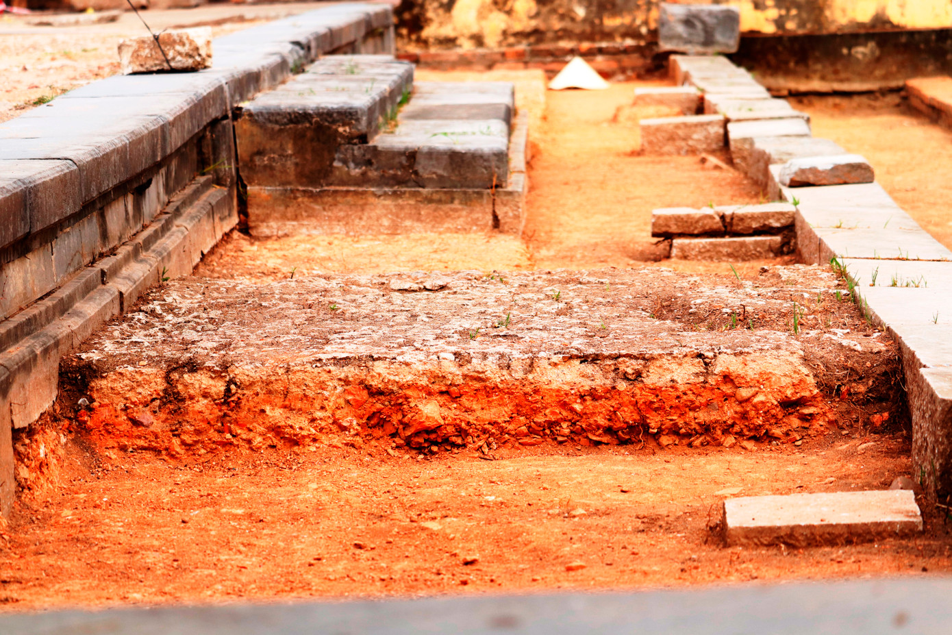 Công tác khảo cổ học điện Cần Chánh hiện đã hoàn tất. Ảnh: N.V