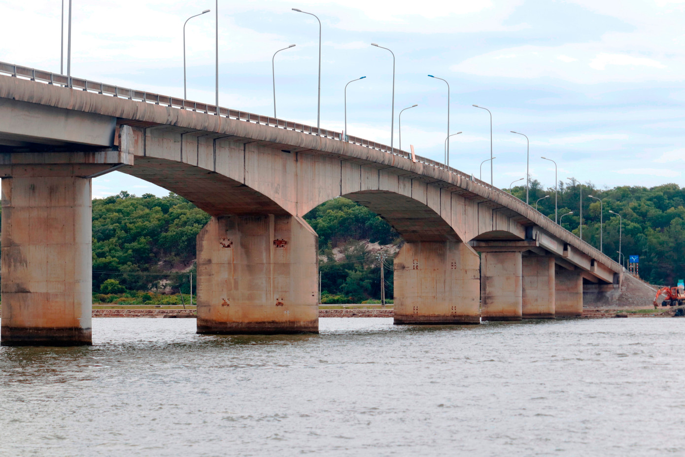 Năm 2008, cầu Tam Giang (tên dự án là cầu Ca Cút) và hệ thống đường dẫn được khởi công xây dựng tại vùng đầm phá Tam Giang và khu vực ruộng đồng qua hai xã Hải Dương, Hương Phong (thị xã Hương Trà), thị trấn Thuận An (huyện Phú Vang, cả 3 địa phương hiện thuộc TP Huế).