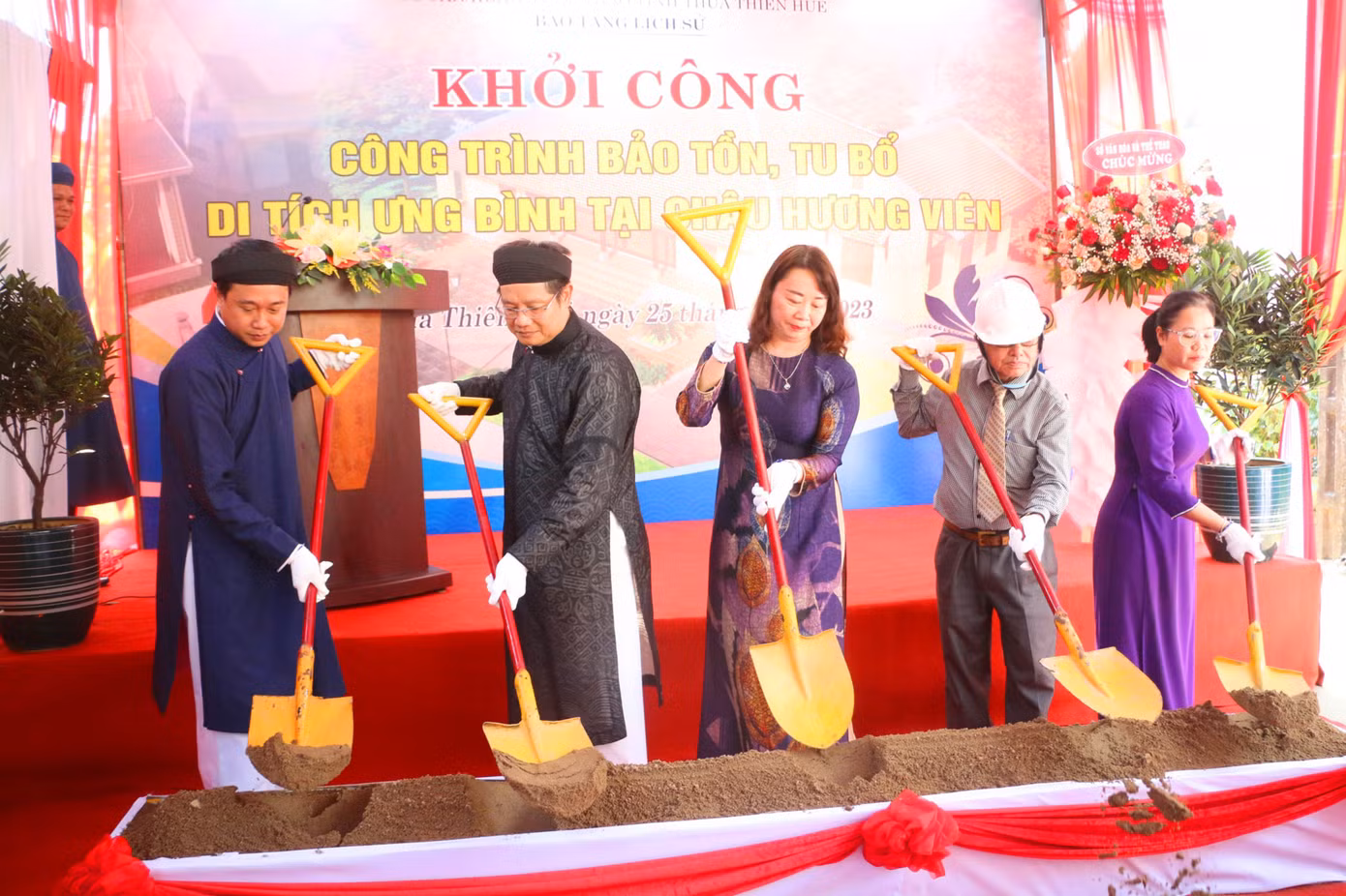 Năm 2019, Châu Hương Viên được công nhận là di tích lịch sử, nhưng chưa thể thoát ra khỏi cảnh đổ nát, xuống cấp, hoang phế. Phải đến tháng 3/2023, sau những kiến nghị khẩn thiết của giới văn nghệ sĩ, ngành văn hóa, sự lên tiếng của báo chí và những người yêu thơ văn Ưng Bình... di tích Châu Hương Viên đã được khởi công trùng tu, phục hồi, tôn tạo.