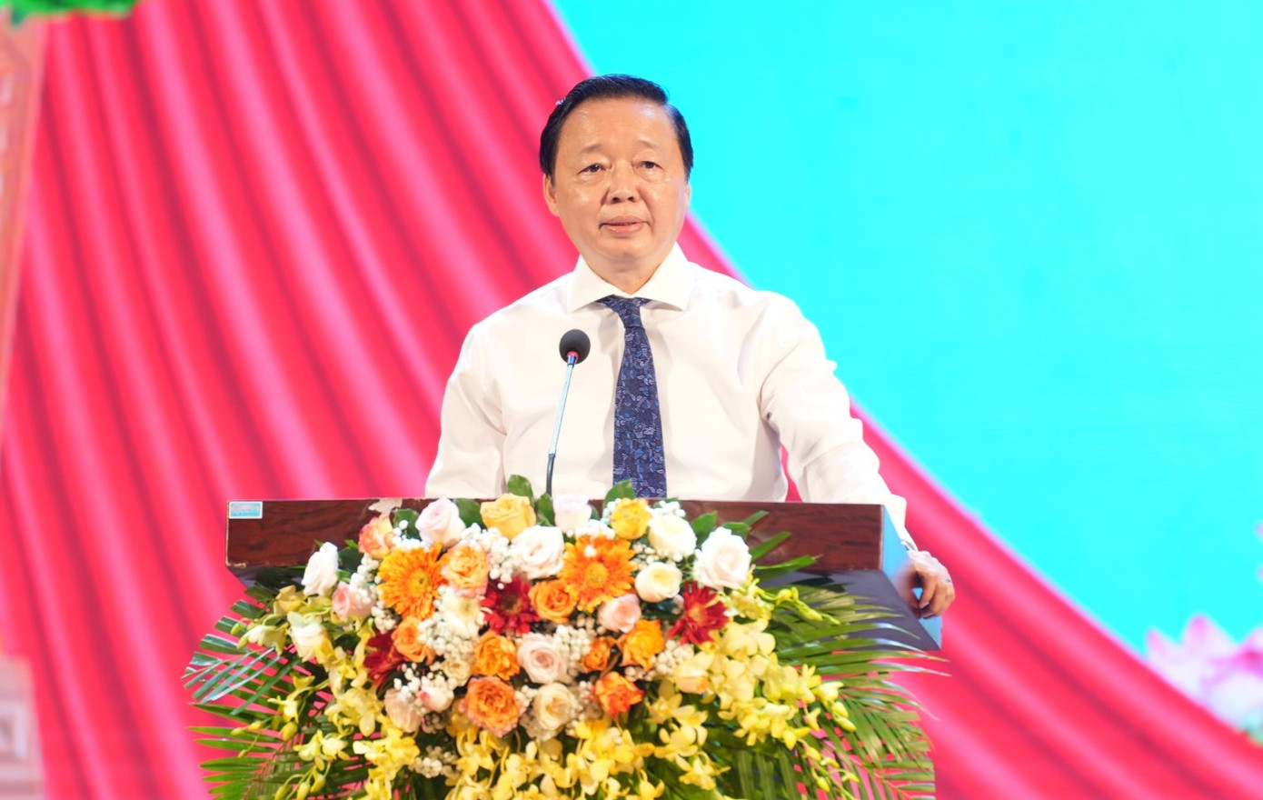 Phó Thủ tướng Trần Hồng Hà phát biểu tại lễ phát động Tháng hành động vì trẻ em năm 2024, diễn ra vào sáng 1/6 ở TP. Huế.