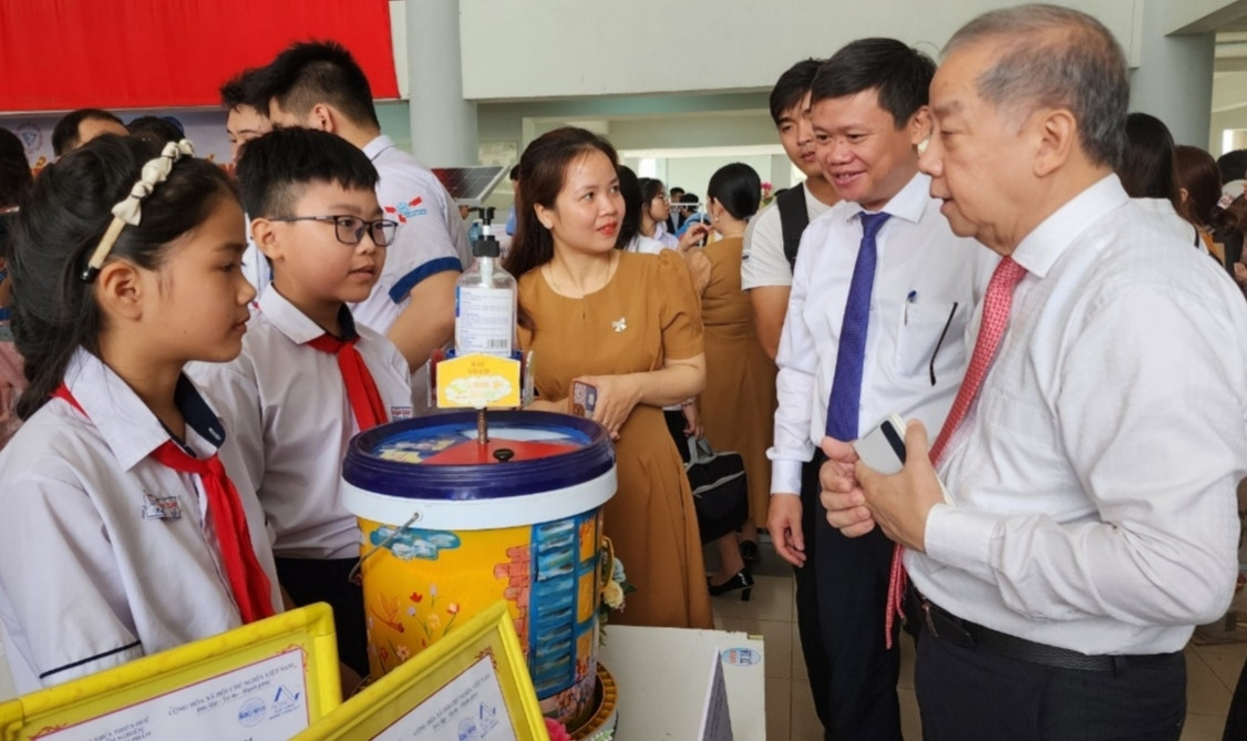 Thi sáng tạo thanh thiếu niên, nhi đồng là sân chơi luôn thu hút nhiều đề tài, thí sinh tại TT-Huế tham gia trong nhiều năm qua. Ảnh: H. Thương
