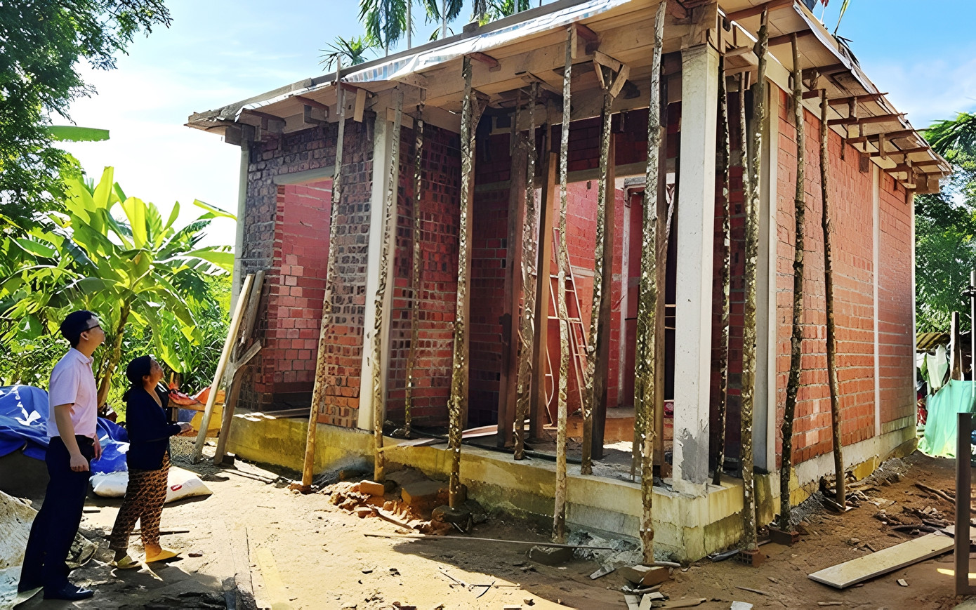 Hỗ trợ xây nhà ở cho đồng bào vùng núi, vùng dân tộc thiểu số tỉnh TT-Huế. Ảnh: CTV