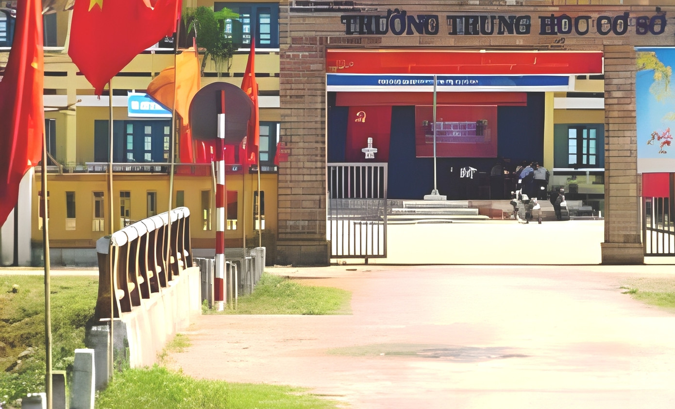 Ngôi trường THCS tại huyện Phú Lộc, nơi cô giáo C.T.X hiện công tác. (Ảnh: T.L). Ngôi trường THCS tại huyện Phú Lộc, nơi cô giáo C.T.X hiện công tác. (Ảnh: T.L).