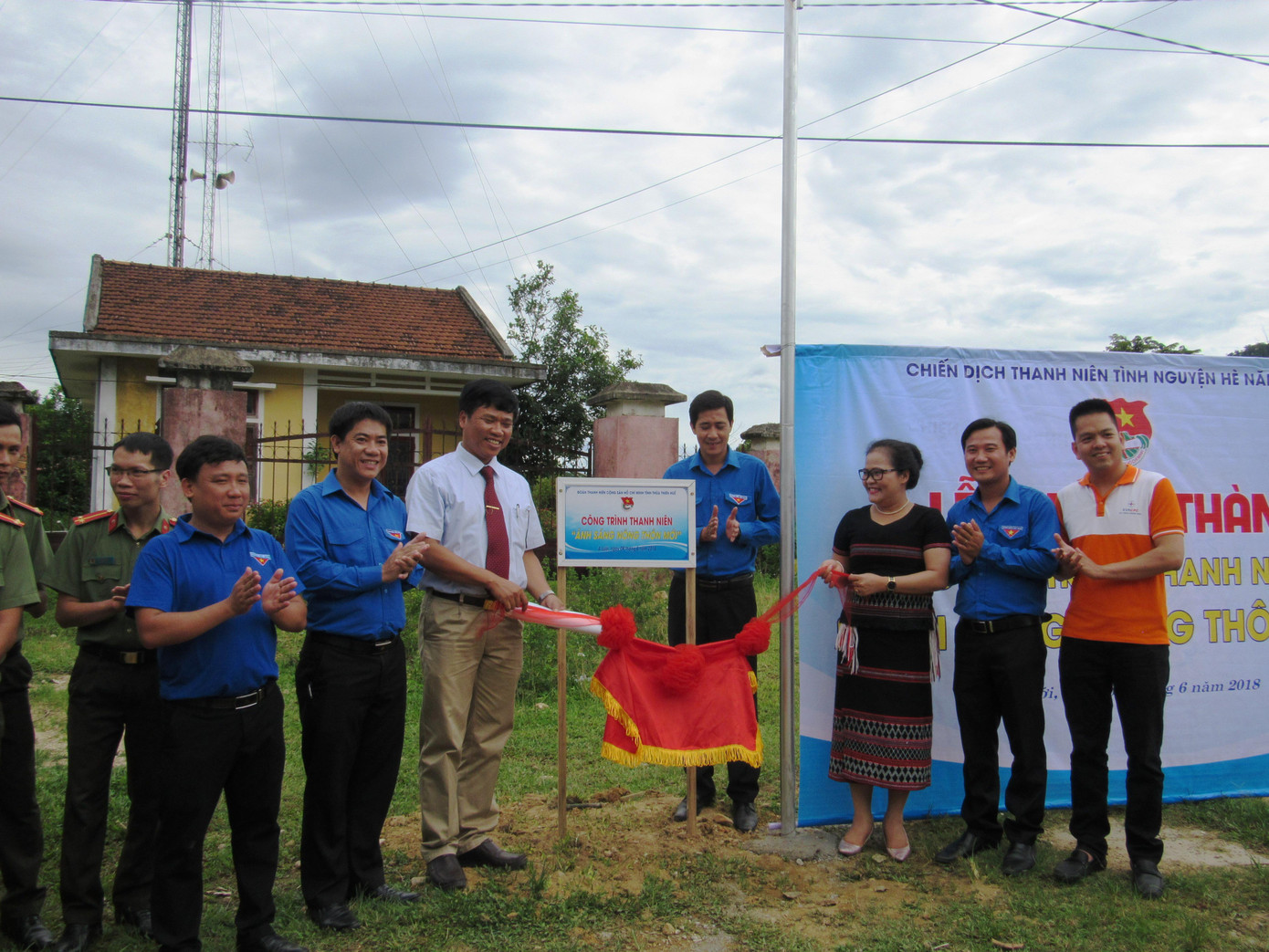 Công trình thanh niên xây dựng nông thôn mới. Công trình thanh niên xây dựng nông thôn mới.