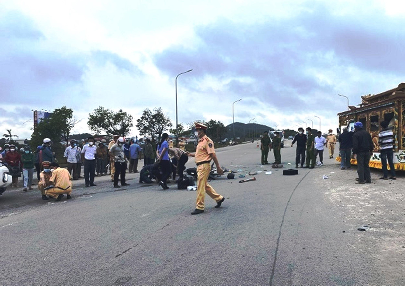 Hiện trường vụ tai nạn giao thông Hiện trường vụ tai nạn giao thông