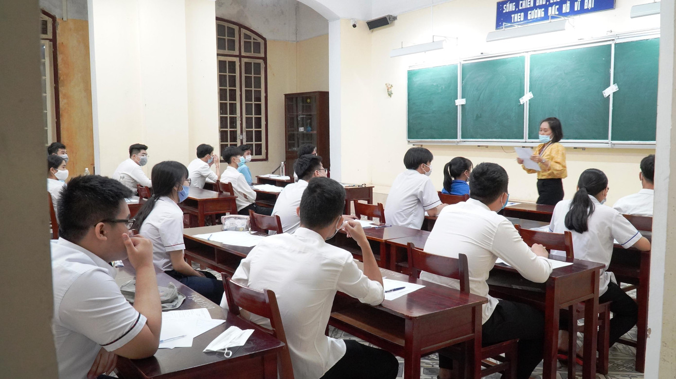 Năm nay, toàn tỉnh TT-Huế có tất cả 38 điểm thi (tăng 2 điểm thi), phân bố tại tất cả 9 huyện, thị xã, thành phố Huế