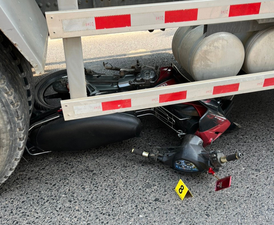 Hiện trường vụ tai nạn giao thông nghiêm trọng. Ảnh: CTV Hiện trường vụ tai nạn giao thông nghiêm trọng. Ảnh: CTV