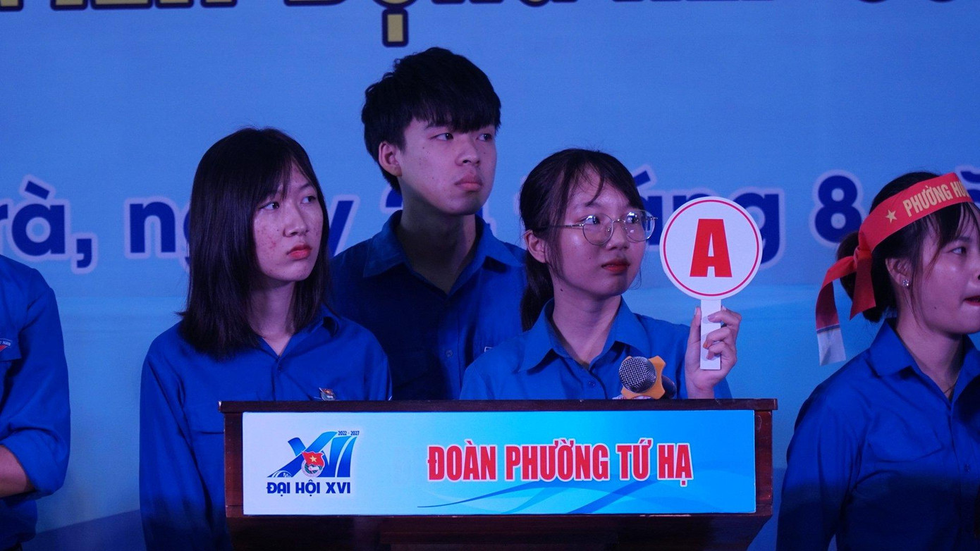 Trả lời đáp án của một phần thi đầy gây cấn.