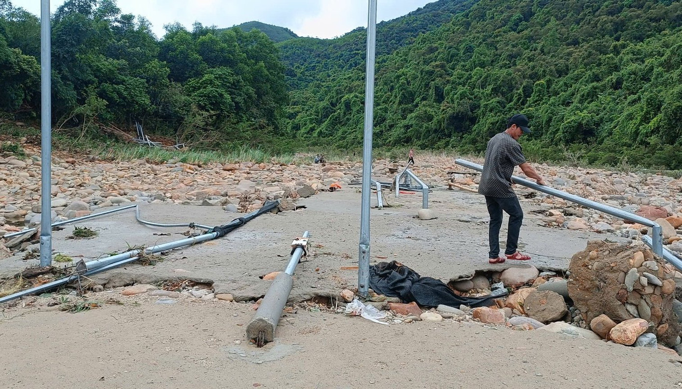 Mưa lớn gây nhiều thiệt hại cho người dân vùng núi TP Huế ảnh 1 Mưa lớn gây nhiều thiệt hại cho người dân vùng núi TP Huế ảnh 1