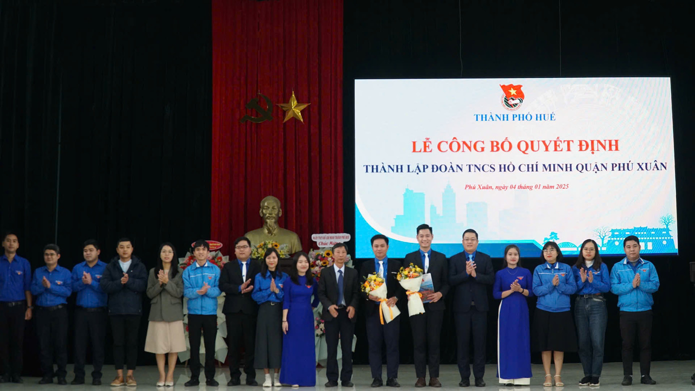 Ra mắt Ban Chấp hành lâm thời Quận Đoàn Phú Xuân, TP. Huế.
